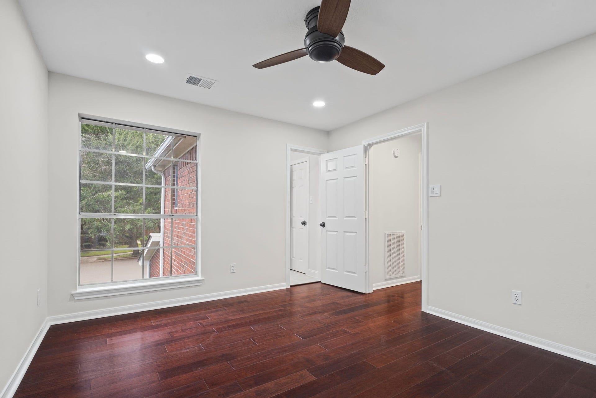 34 Grants Lake Circle, Sugar Land, TX 77479 34 Grants Lake Circle, Sugar Land, TX 77479