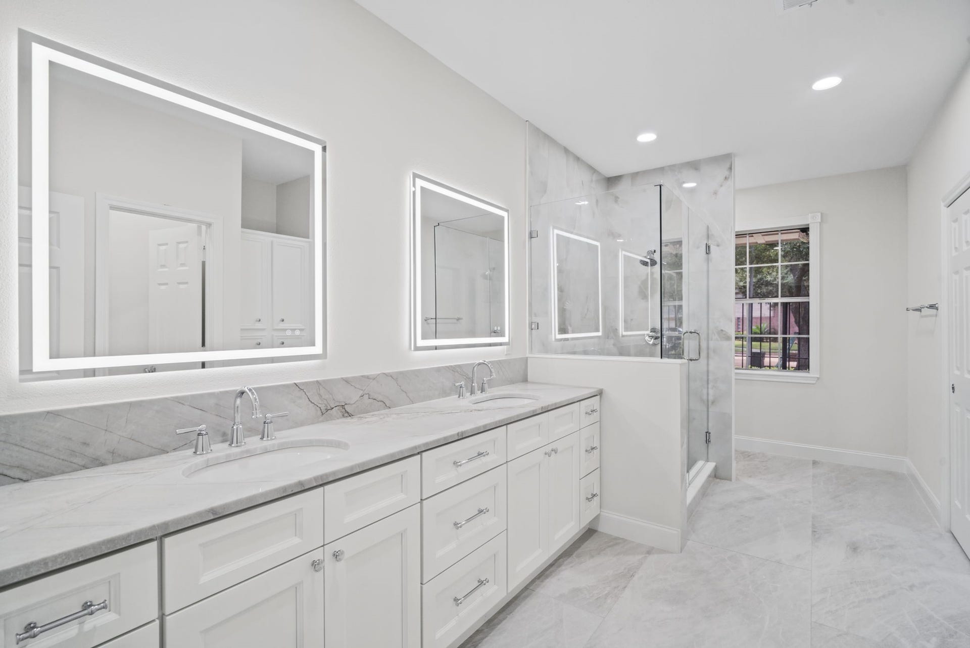 34 Grants Lake Circle, Sugar Land, TX 77479 34 Grants Lake Circle, Sugar Land, TX 77479