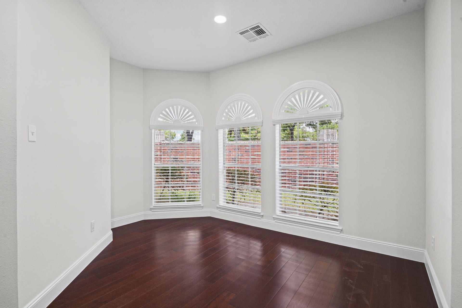 34 Grants Lake Circle, Sugar Land, TX 77479 34 Grants Lake Circle, Sugar Land, TX 77479