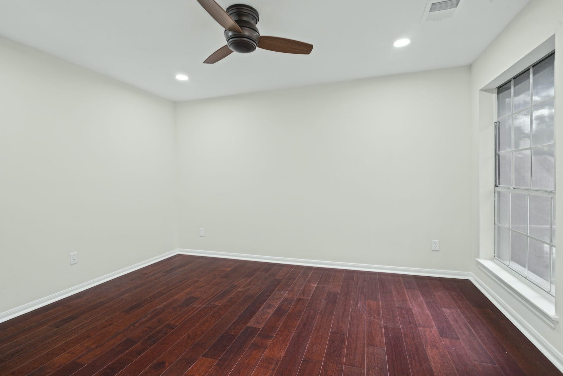 34 Grants Lake Circle, Sugar Land, TX 77479 34 Grants Lake Circle, Sugar Land, TX 77479