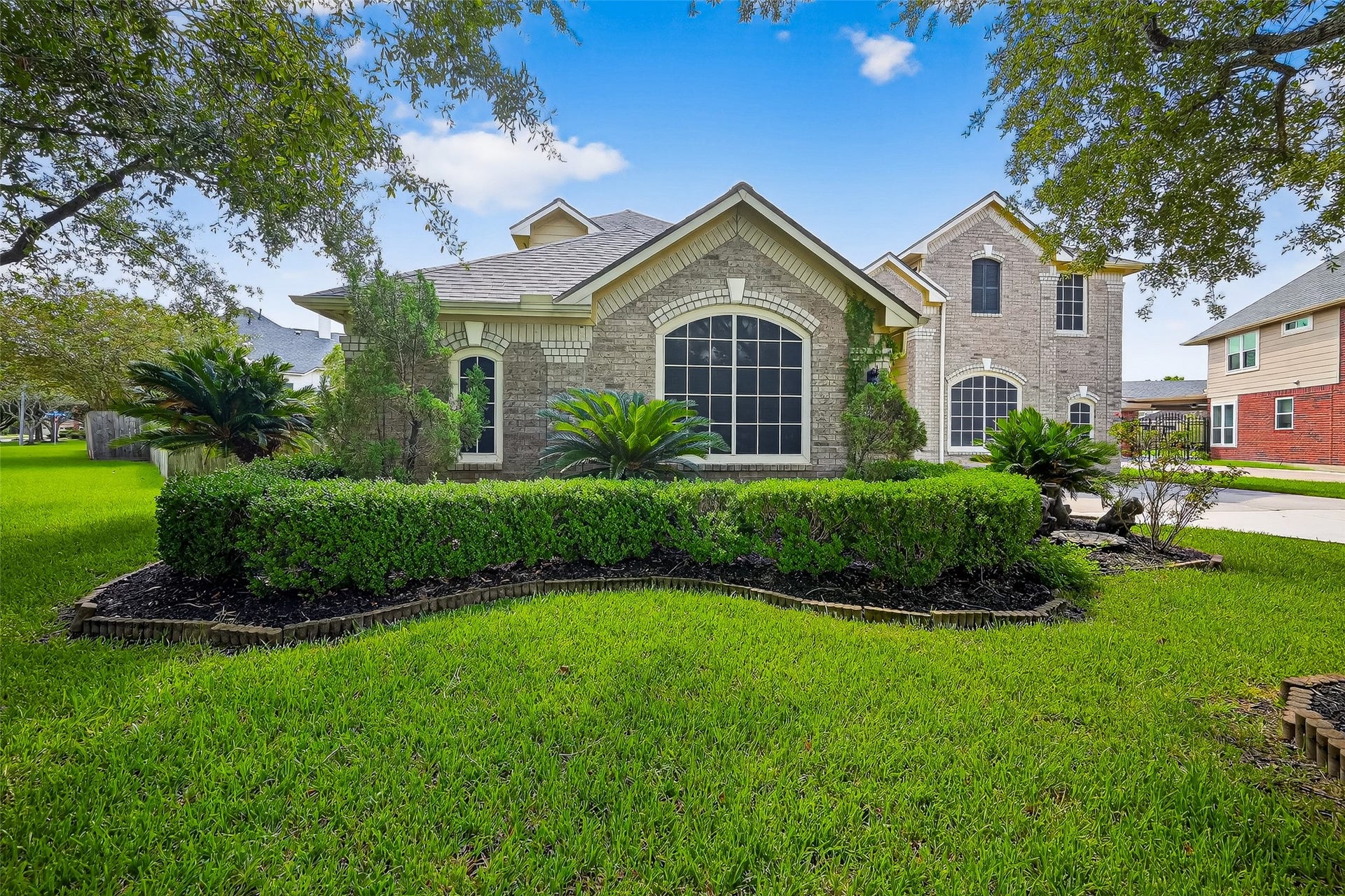 4722 Plato Park Drive, Sugar Land, TX 77479 4722 Plato Park Drive, Sugar Land, TX 77479