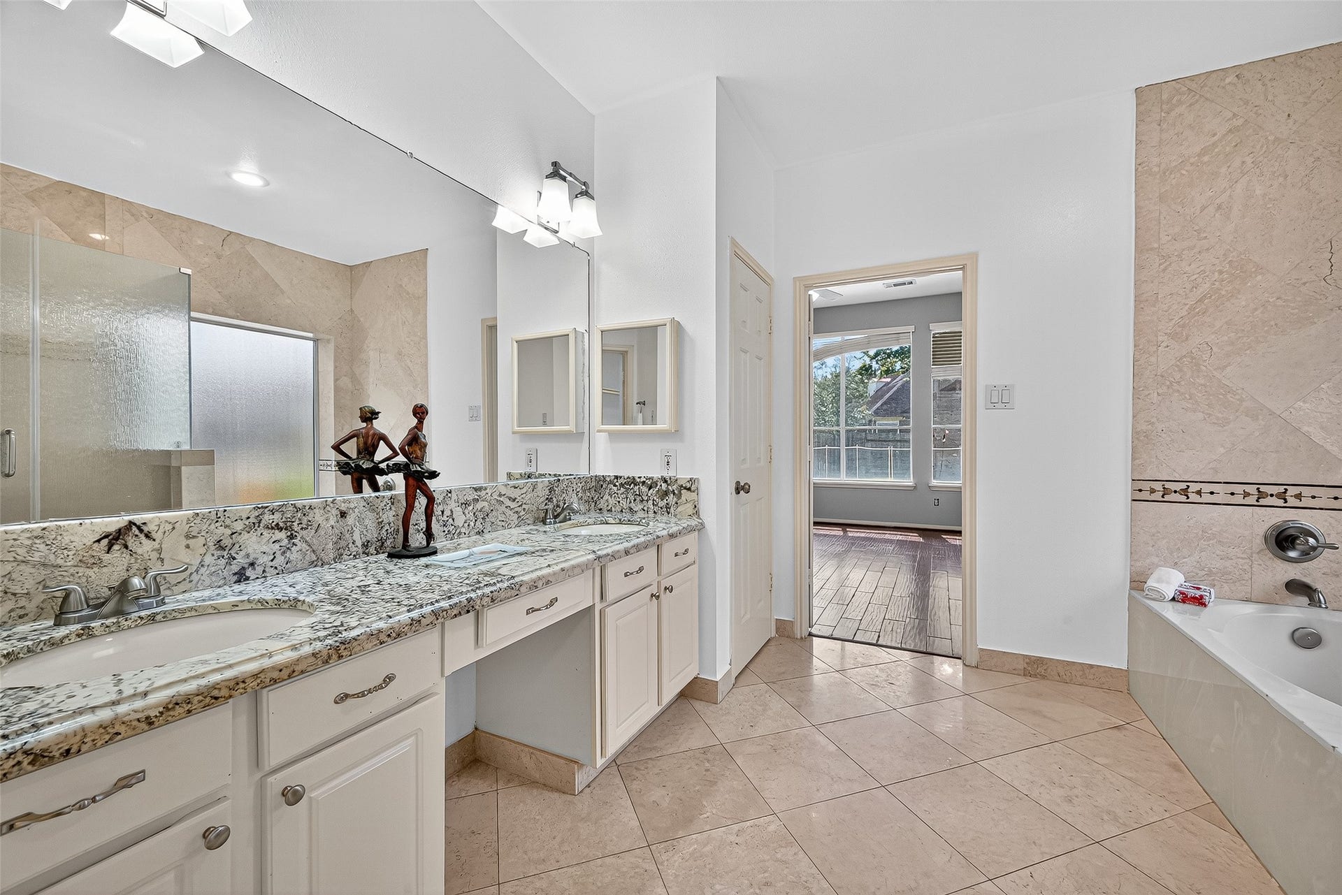 4722 Plato Park Drive, Sugar Land, TX 77479 4722 Plato Park Drive, Sugar Land, TX 77479