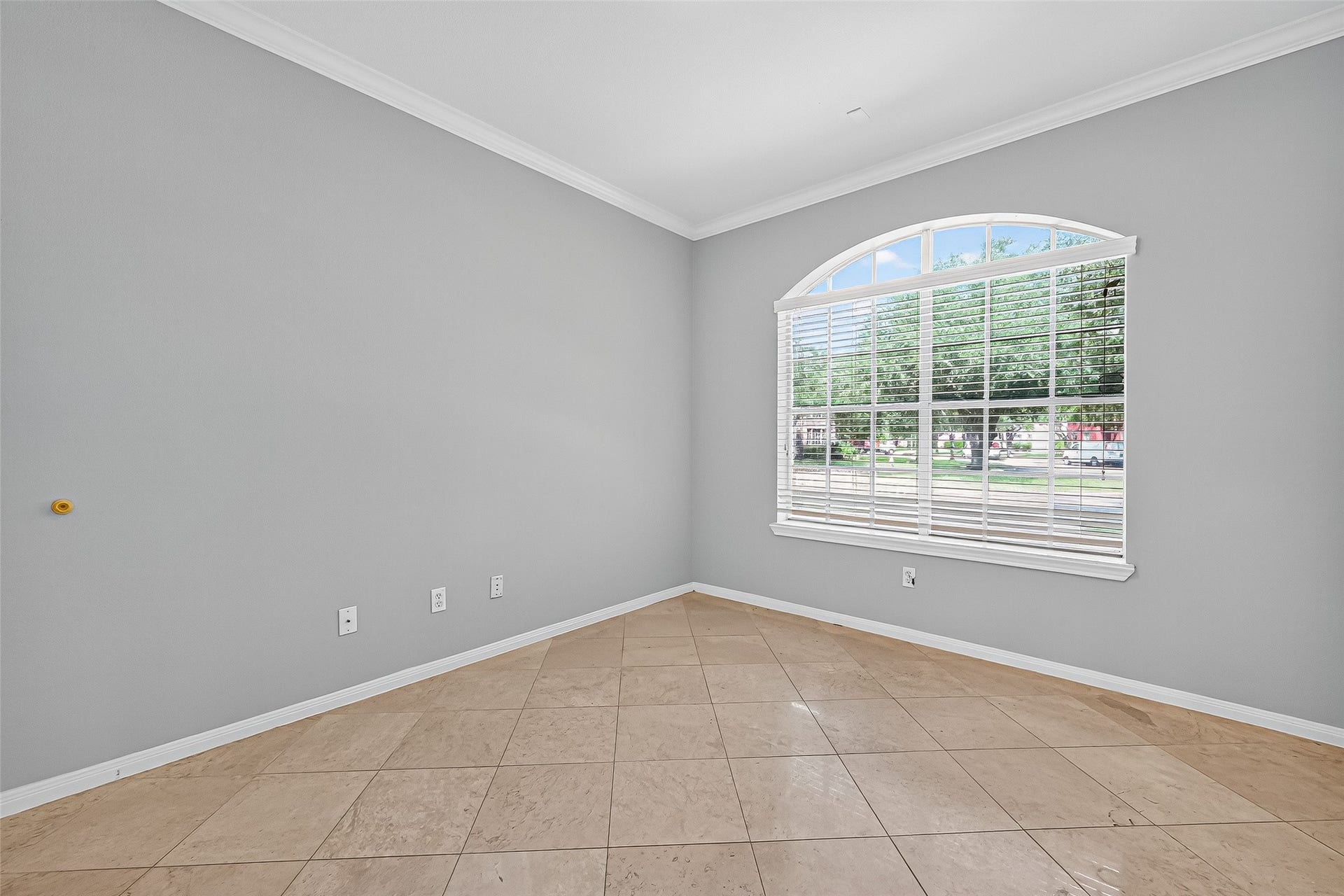 4722 Plato Park Drive, Sugar Land, TX 77479 4722 Plato Park Drive, Sugar Land, TX 77479