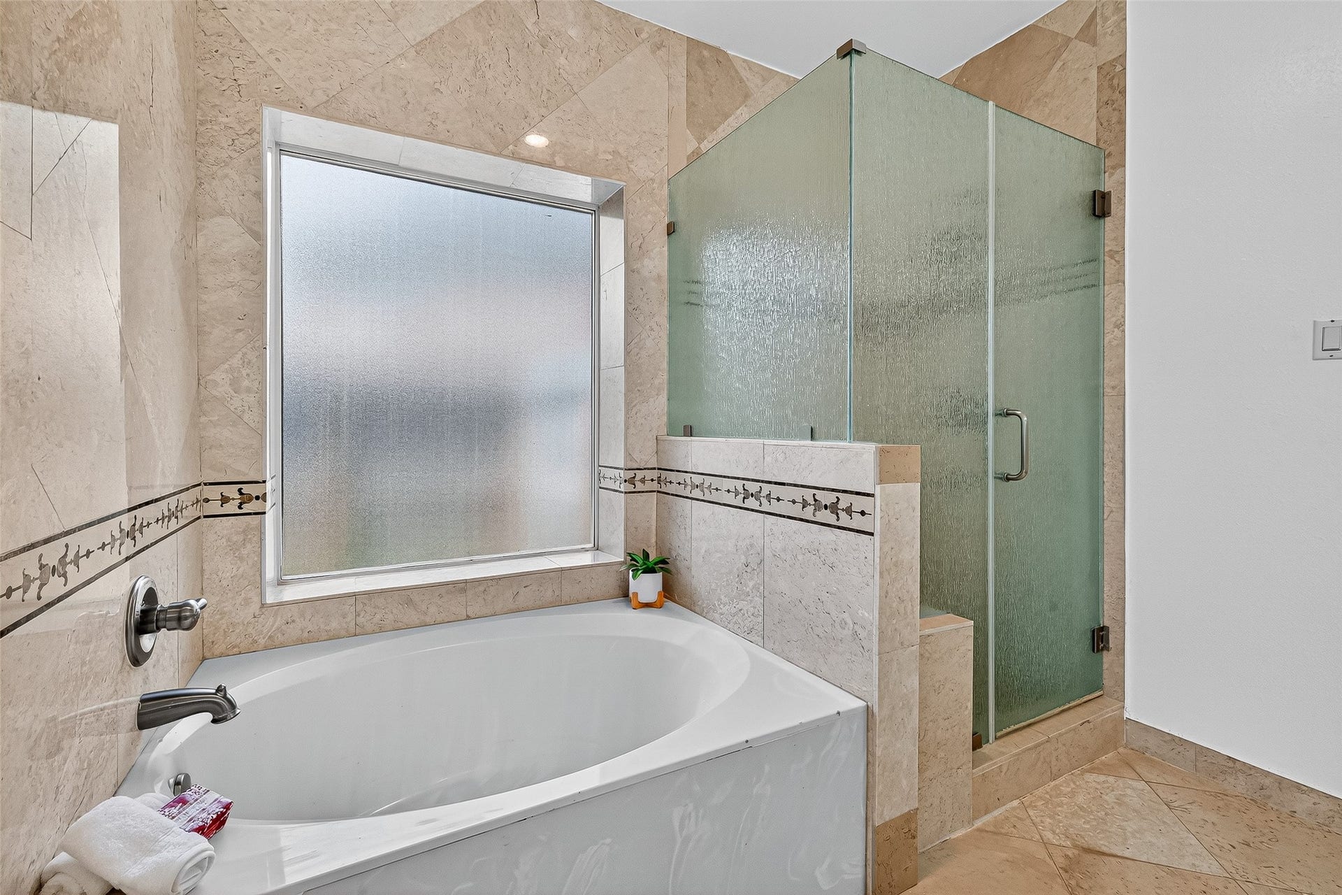 4722 Plato Park Drive, Sugar Land, TX 77479 4722 Plato Park Drive, Sugar Land, TX 77479
