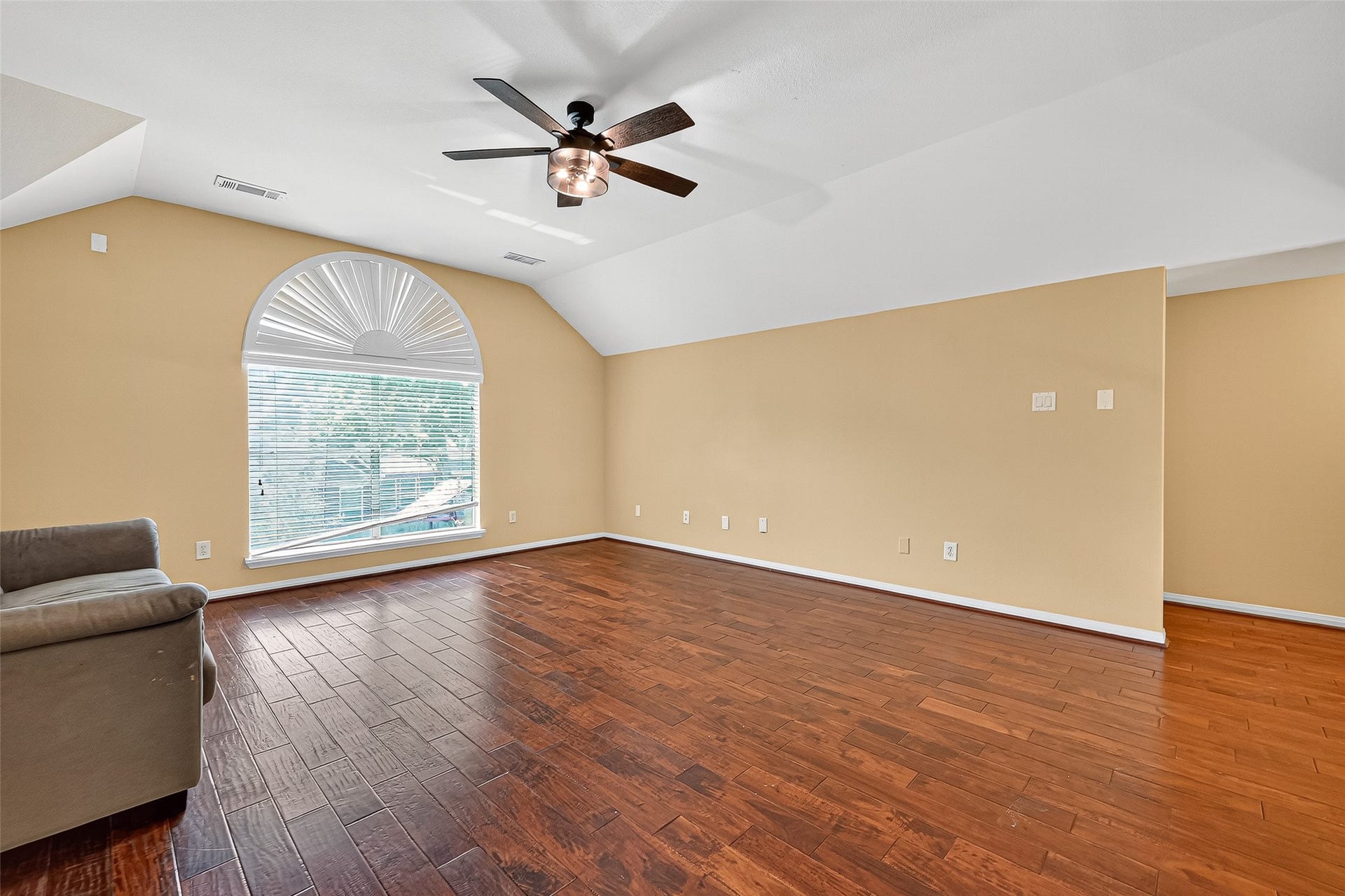 4722 Plato Park Drive, Sugar Land, TX 77479 4722 Plato Park Drive, Sugar Land, TX 77479