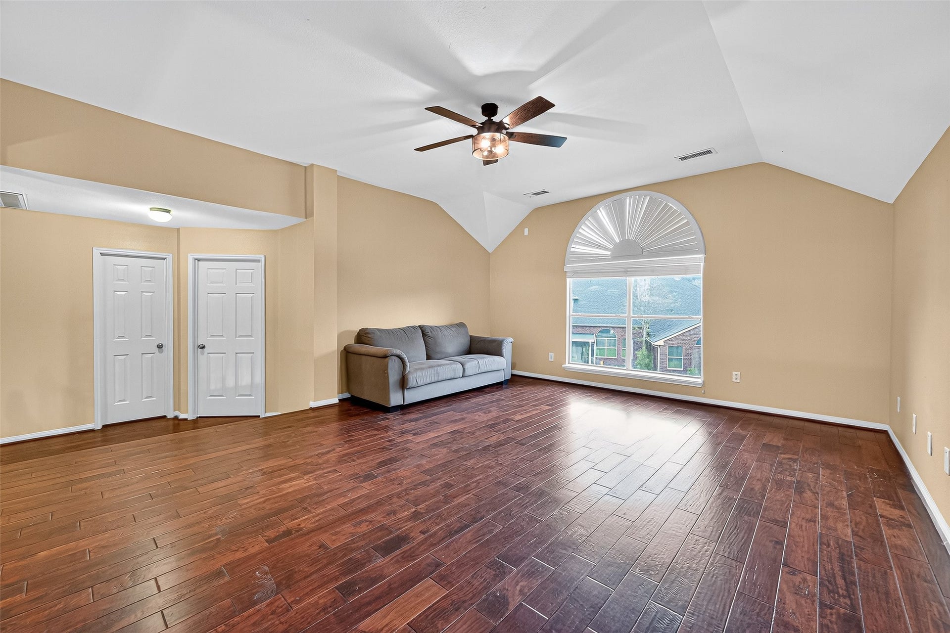 4722 Plato Park Drive, Sugar Land, TX 77479 4722 Plato Park Drive, Sugar Land, TX 77479