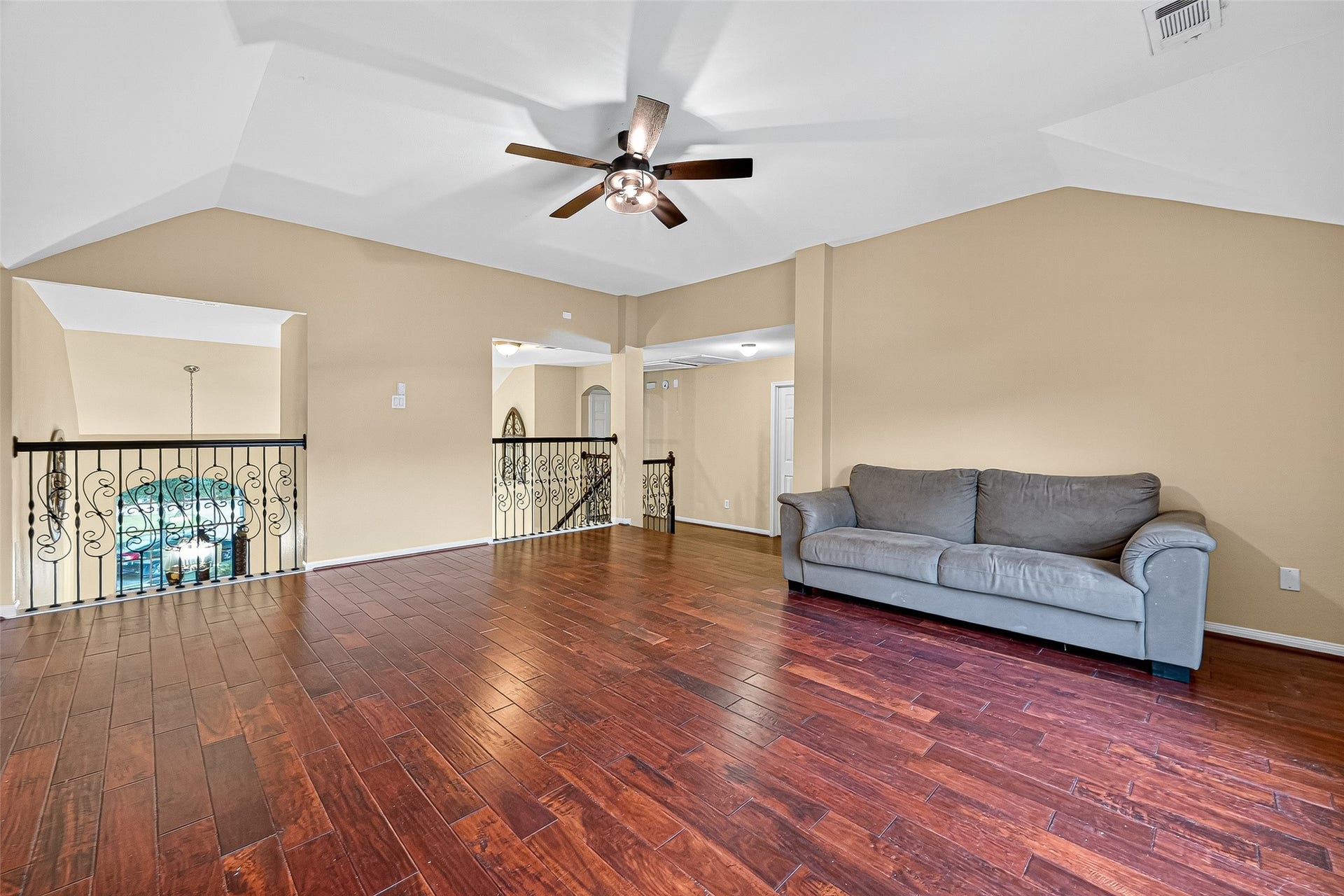 4722 Plato Park Drive, Sugar Land, TX 77479 4722 Plato Park Drive, Sugar Land, TX 77479