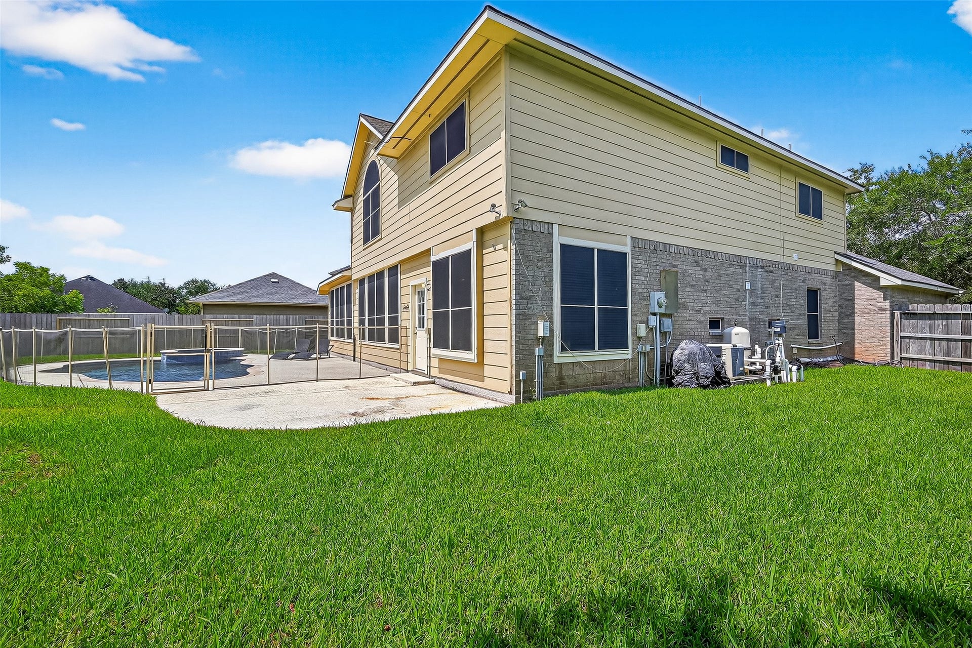 4722 Plato Park Drive, Sugar Land, TX 77479 4722 Plato Park Drive, Sugar Land, TX 77479