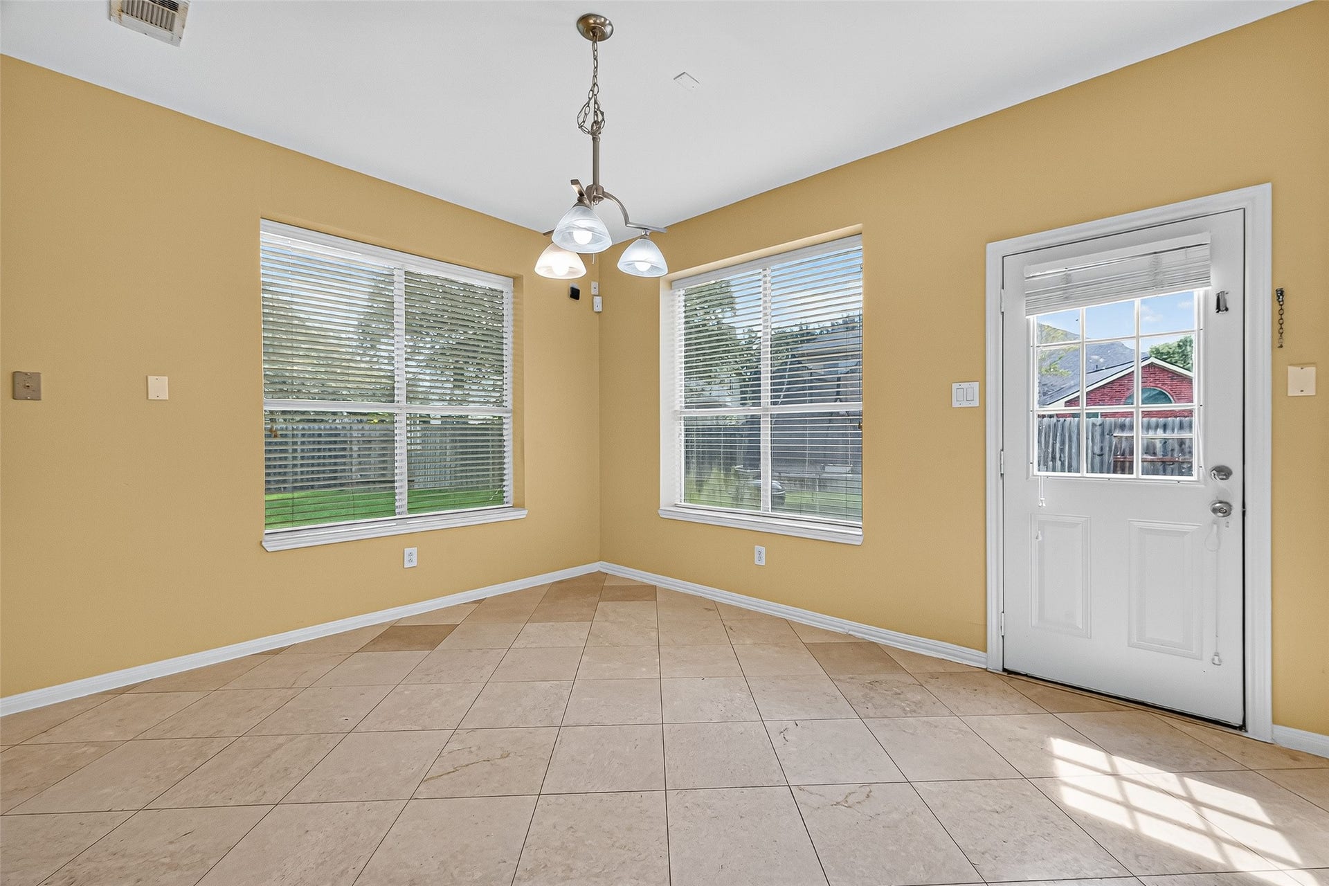 4722 Plato Park Drive, Sugar Land, TX 77479 4722 Plato Park Drive, Sugar Land, TX 77479