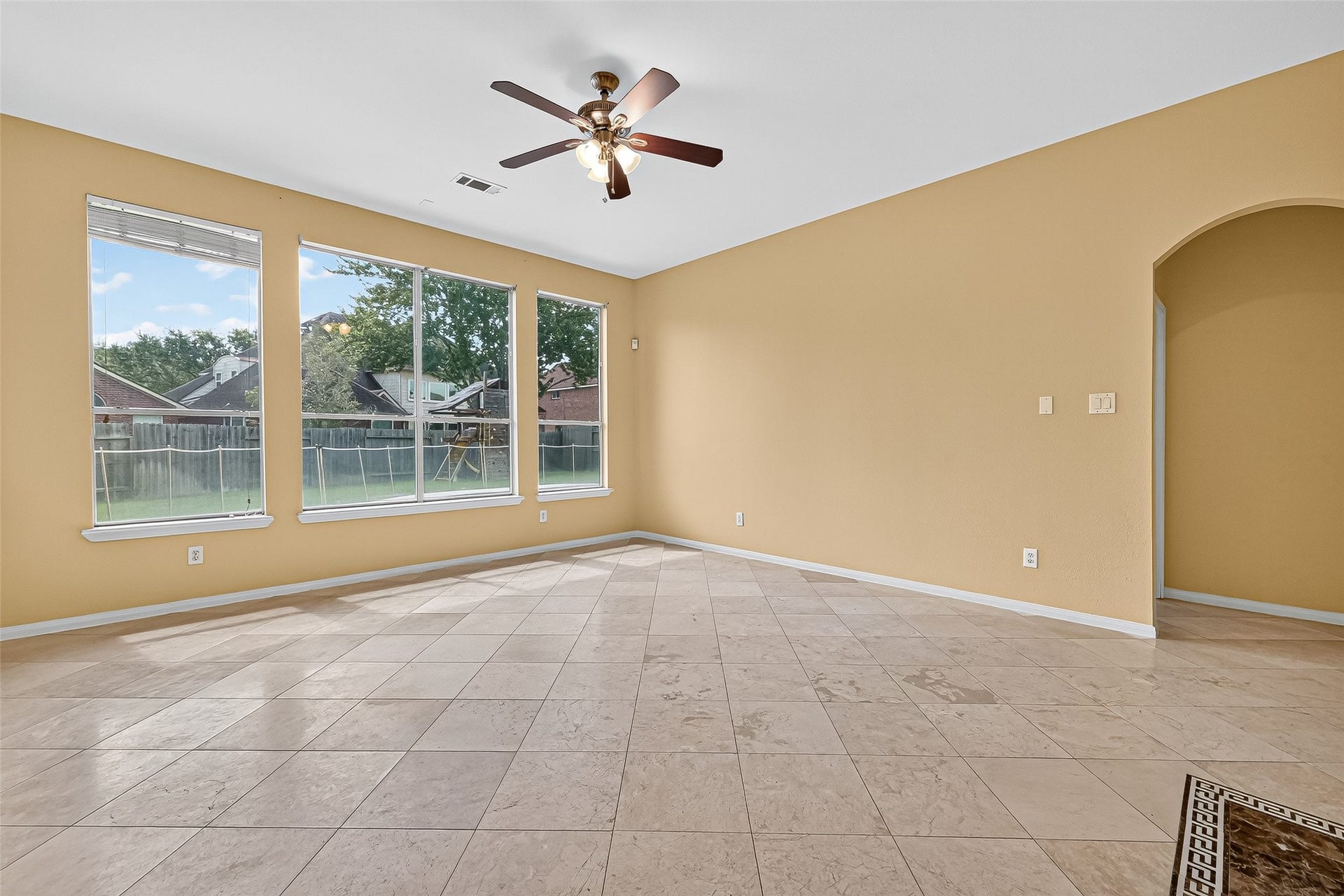 4722 Plato Park Drive, Sugar Land, TX 77479 4722 Plato Park Drive, Sugar Land, TX 77479
