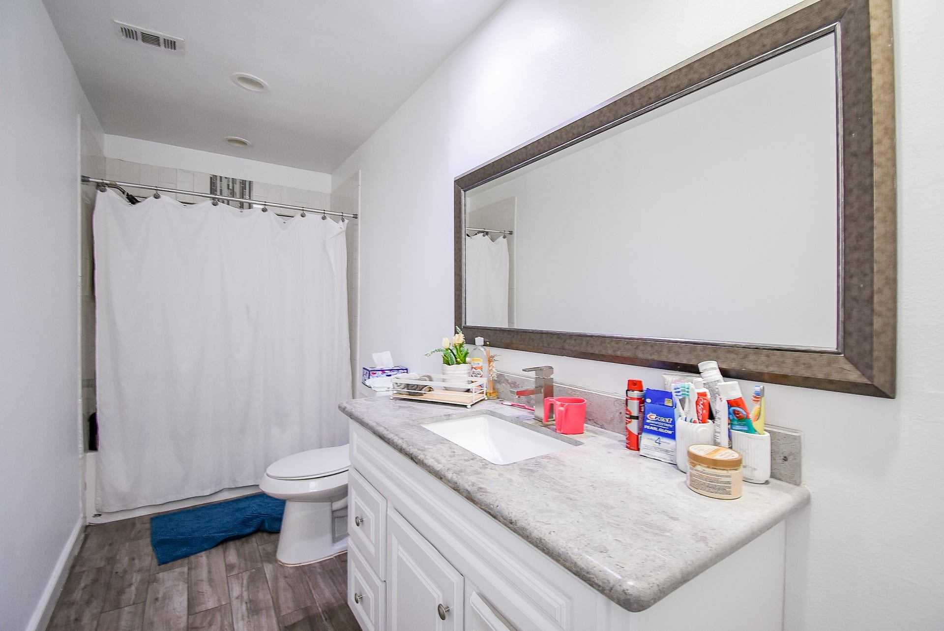 7631 Hopewell Lane, Houston, TX 77071 7631 Hopewell Lane, Houston, TX 77071