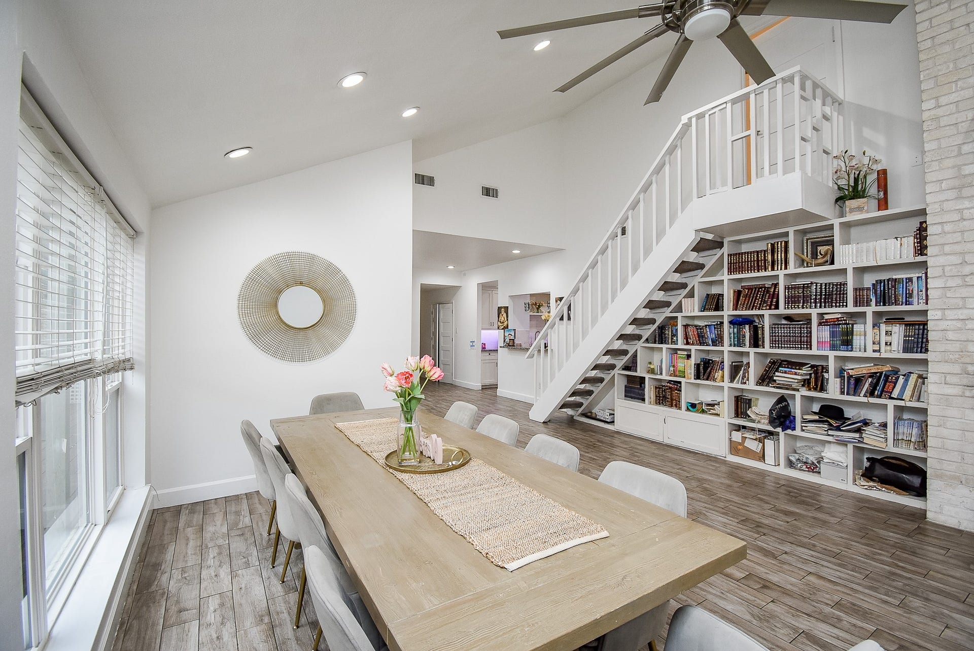 7631 Hopewell Lane, Houston, TX 77071 7631 Hopewell Lane, Houston, TX 77071