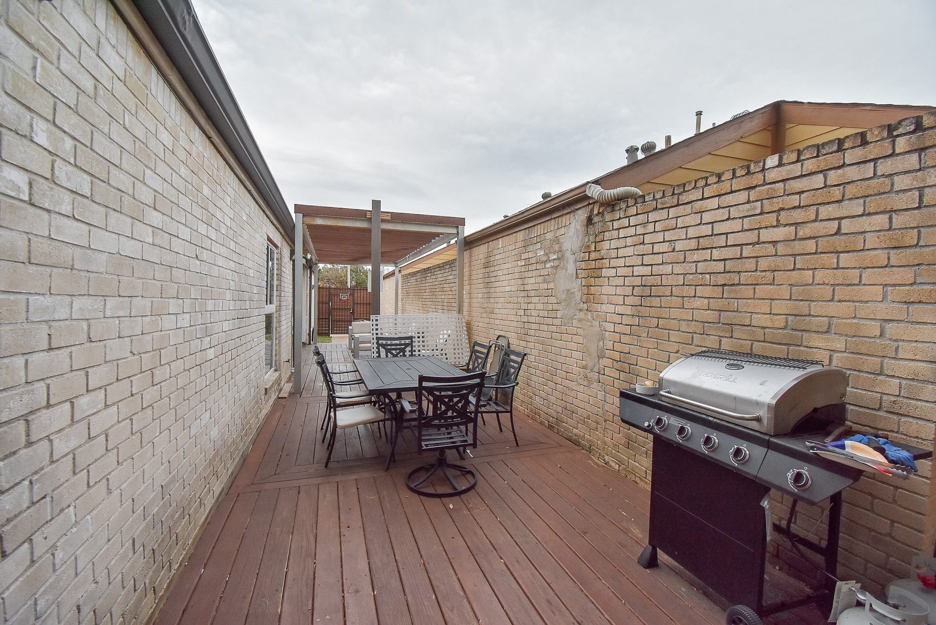 7631 Hopewell Lane, Houston, TX 77071 7631 Hopewell Lane, Houston, TX 77071