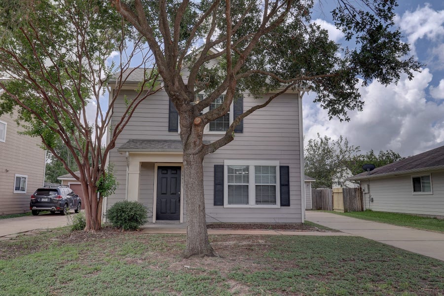 Property photo for 19711 Hidden Shadow Lane, Cypress, TX