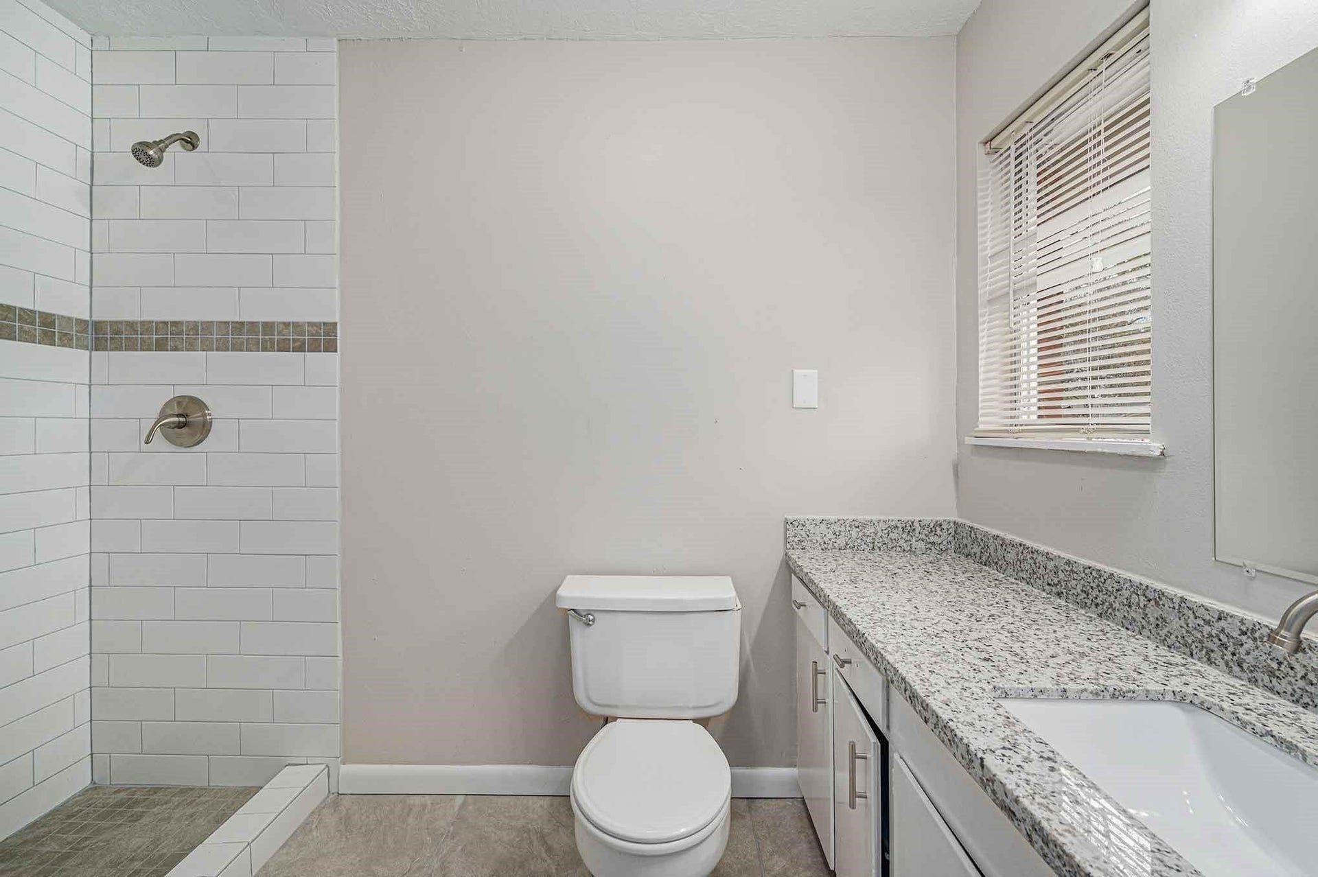 1508 N SAN JACINTO Street, Conroe, TX 77301