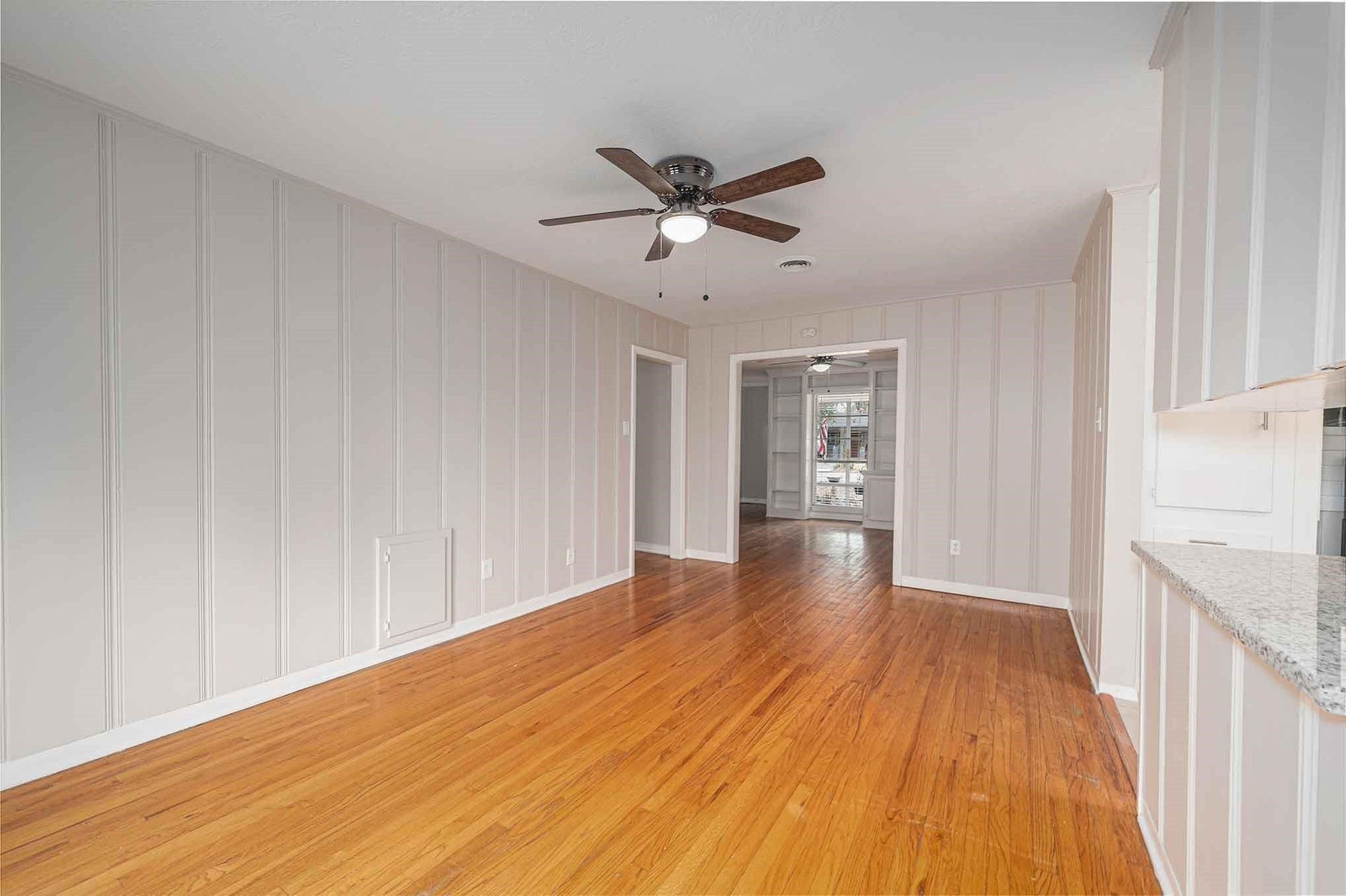 1508 N SAN JACINTO Street, Conroe, TX 77301