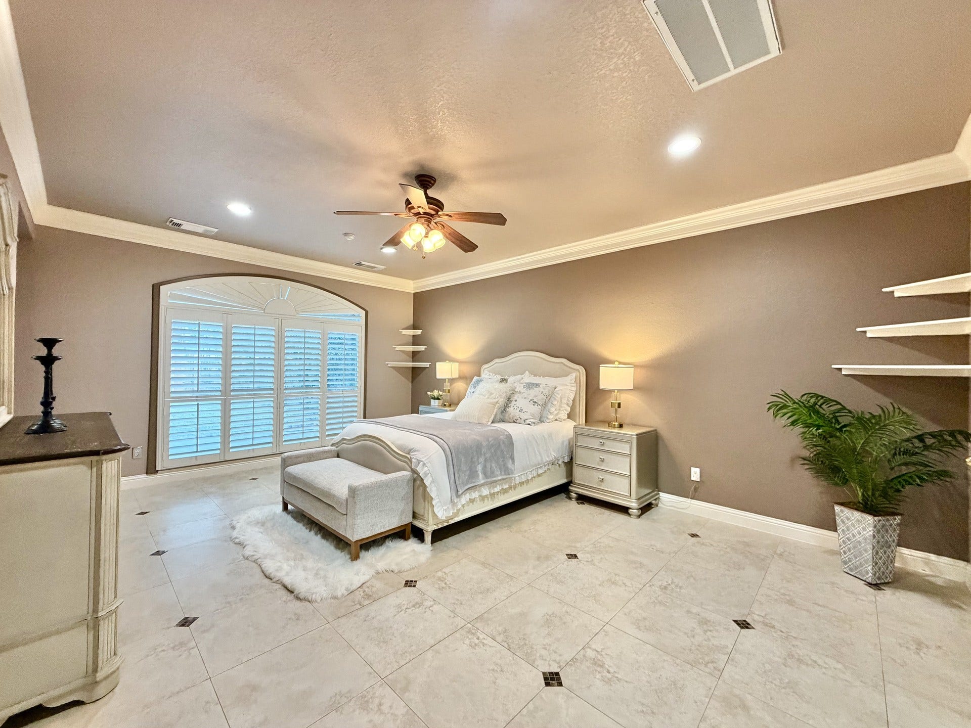 4406 Oak Trail Court, Sugar Land, TX 77479 4406 Oak Trail Court, Sugar Land, TX 77479