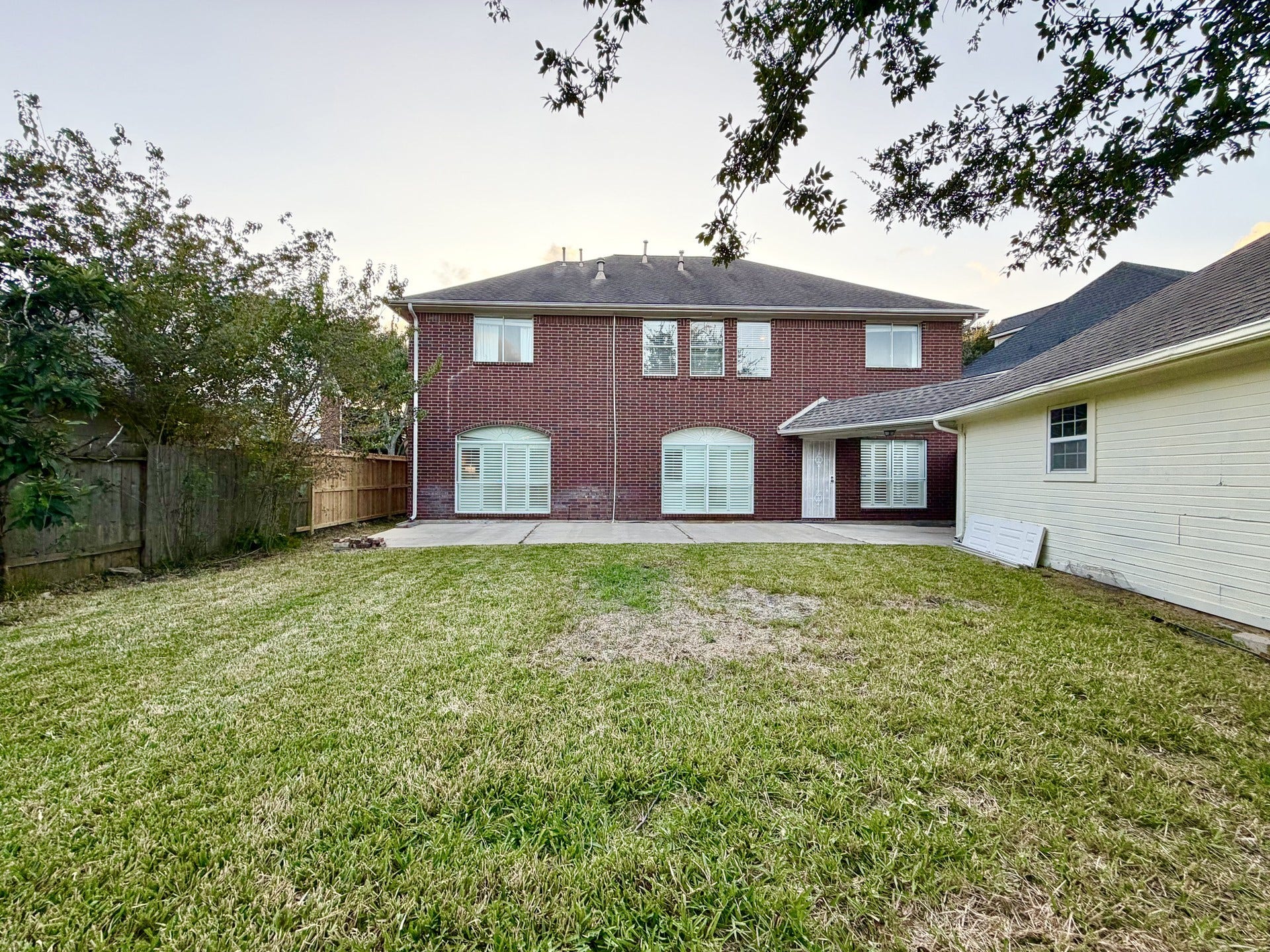 4406 Oak Trail Court, Sugar Land, TX 77479 4406 Oak Trail Court, Sugar Land, TX 77479