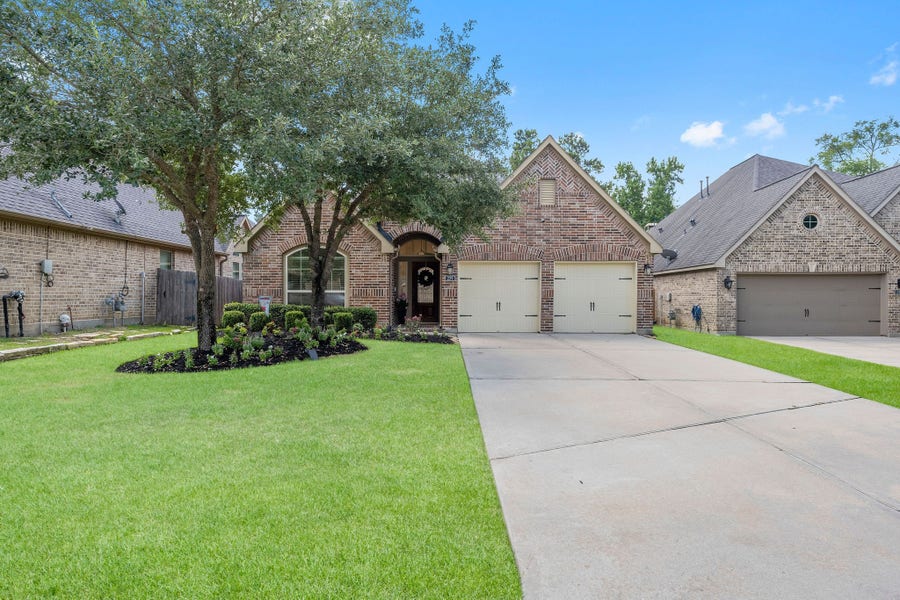 Property photo for 239 Forest Peak Way, Montgomery, TX