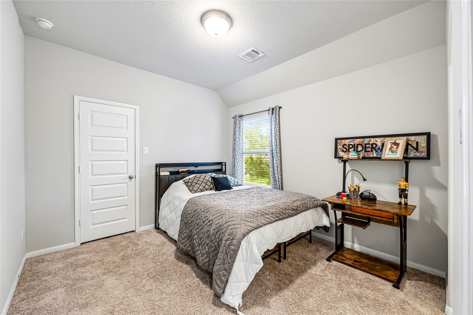 16843 Hemlock Grove Drive, Humble, TX 77346 16843 Hemlock Grove Drive, Humble, TX 77346