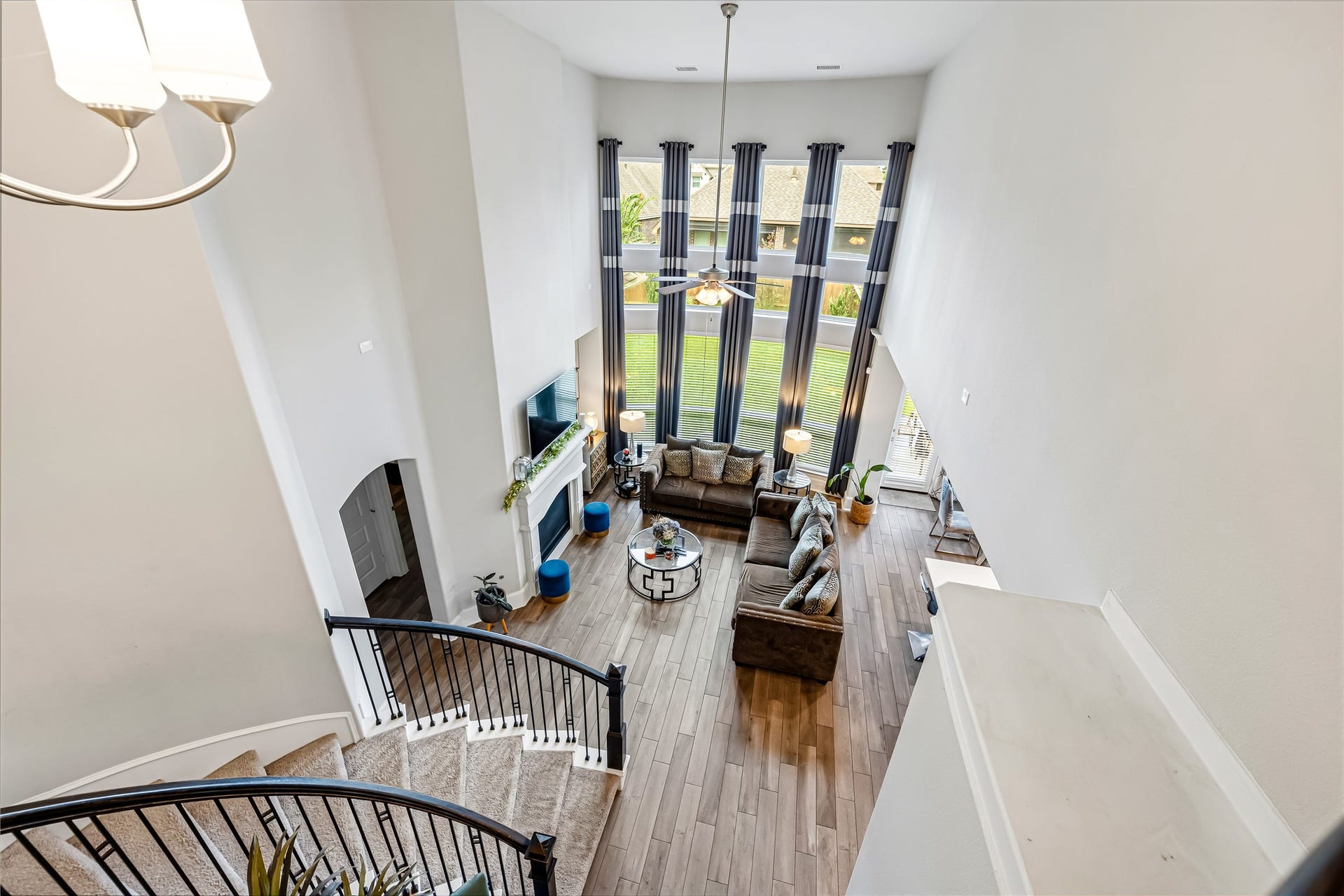 16843 Hemlock Grove Drive, Humble, TX 77346 16843 Hemlock Grove Drive, Humble, TX 77346