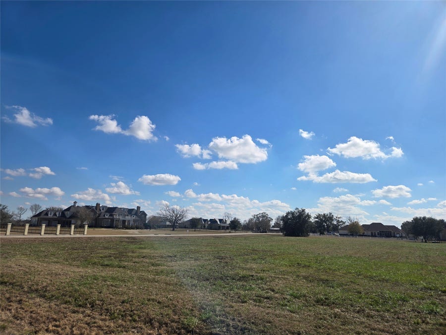 Property photo for 2803 Pearce Mdw, Rosharon, TX