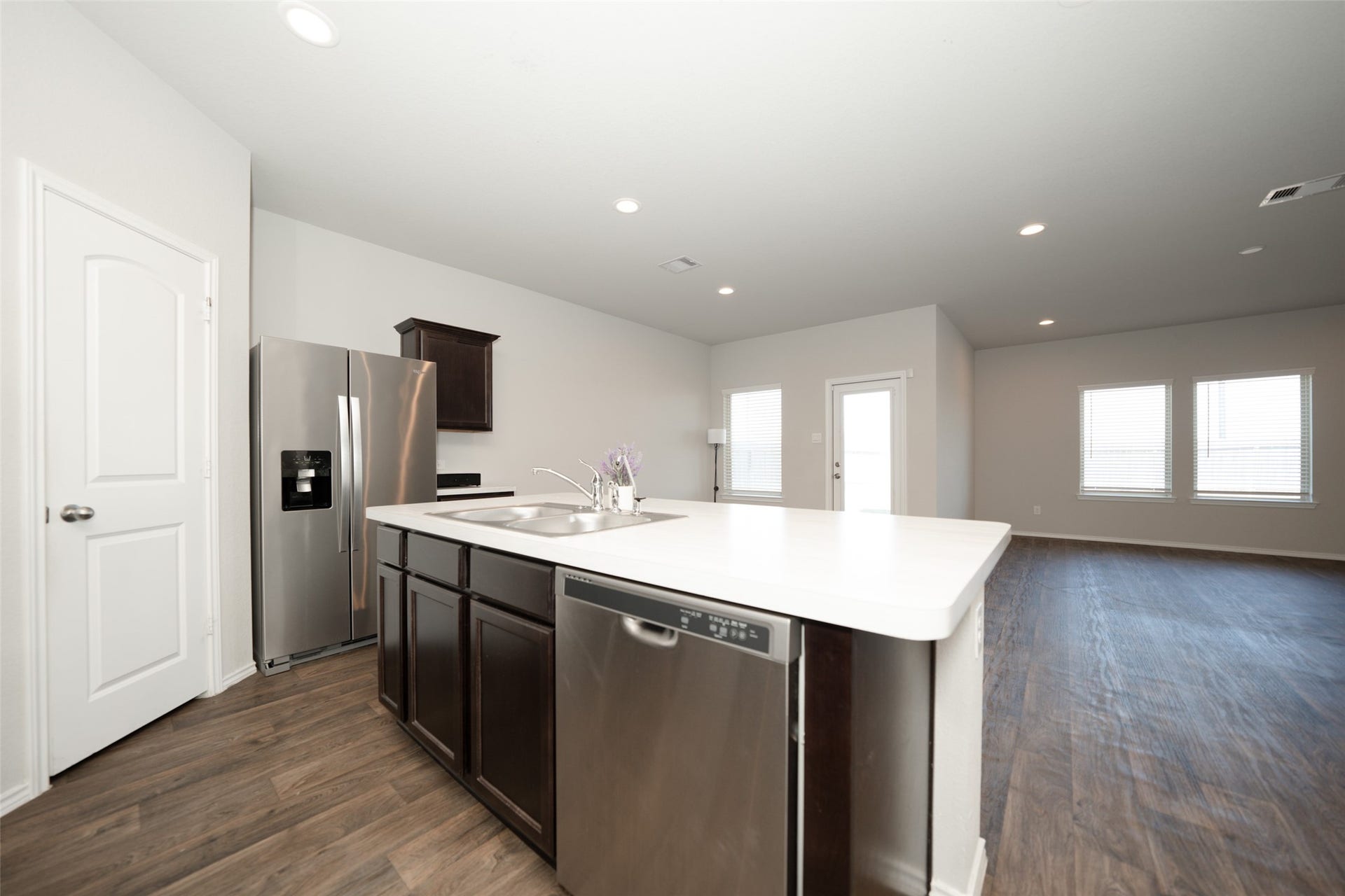 20818 Edmeston Way, Katy, TX 77449 Open Concept to Living room and Dining Room