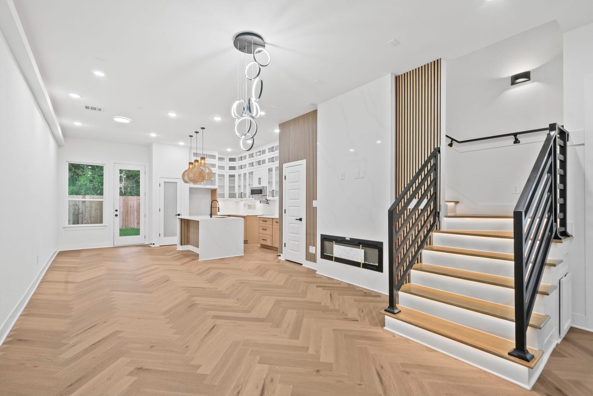 8011 Bowen Street, #A-B, Houston, TX 77051 8011 Bowen Street, #A-B, Houston, TX 77051