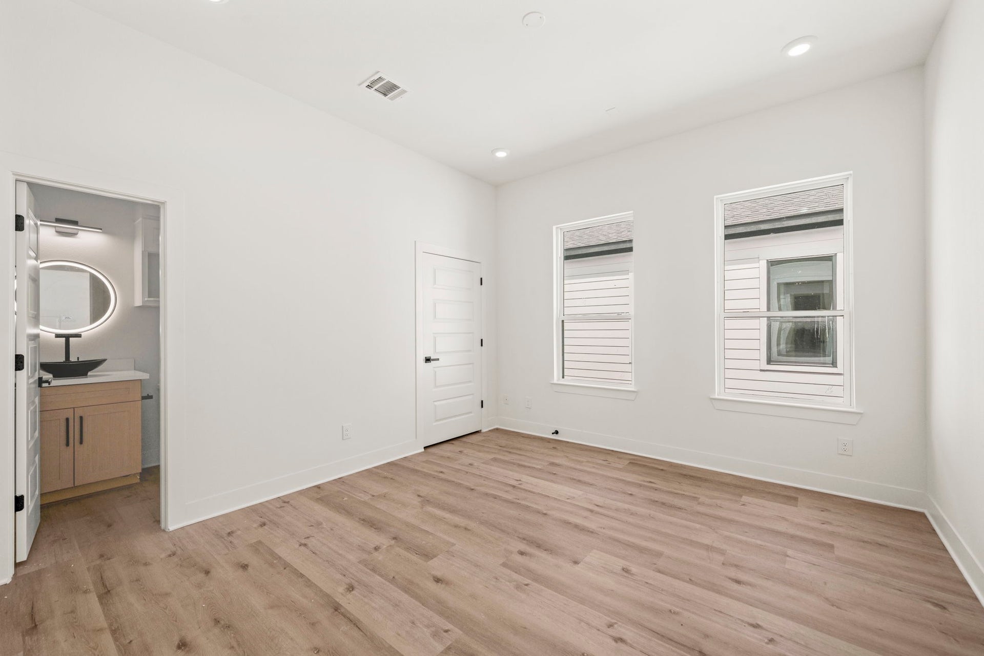 8011 Bowen Street, #A-B, Houston, TX 77051 8011 Bowen Street, #A-B, Houston, TX 77051