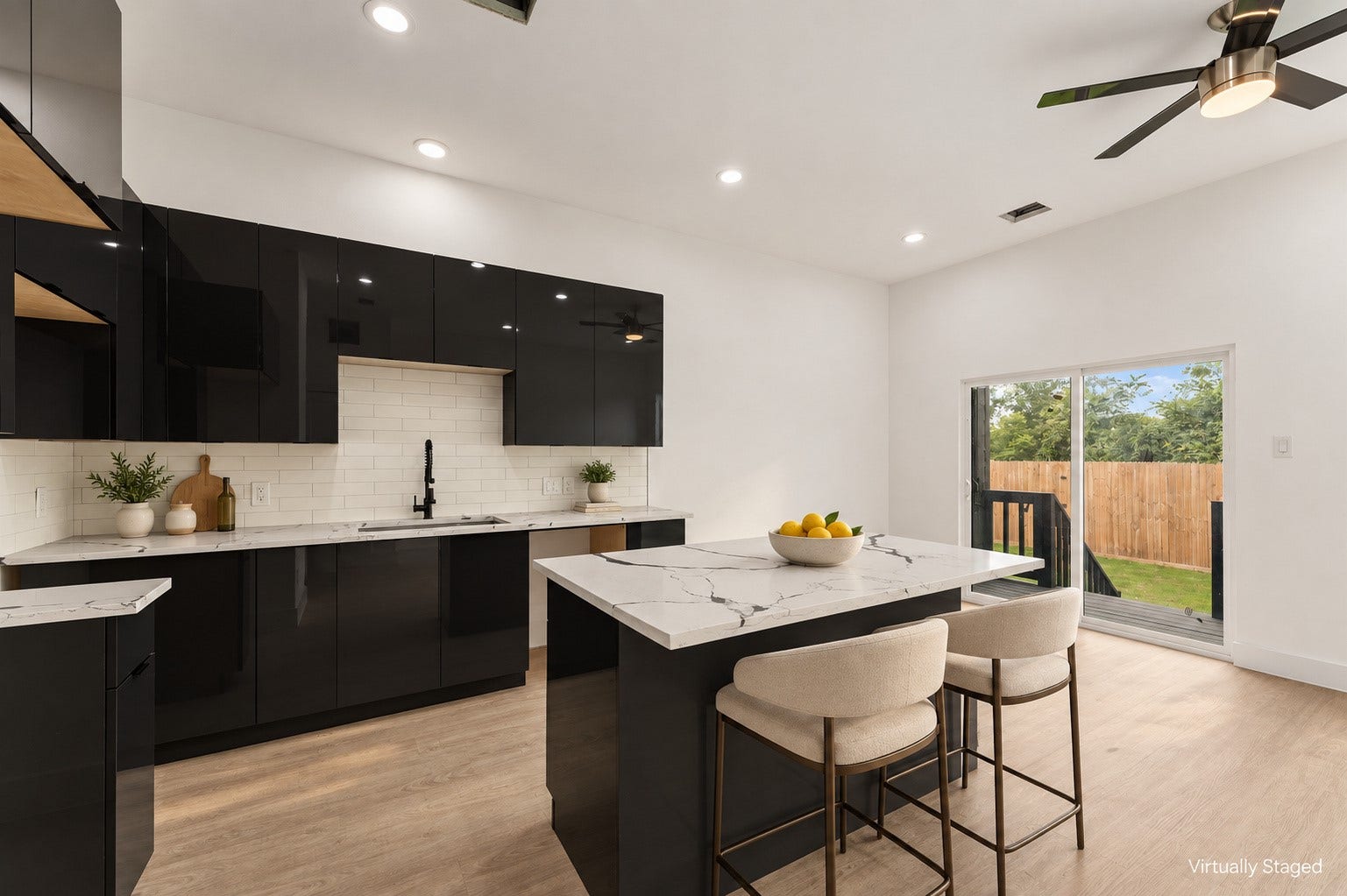 3135 Crane St A and B, Houston, TX 77026