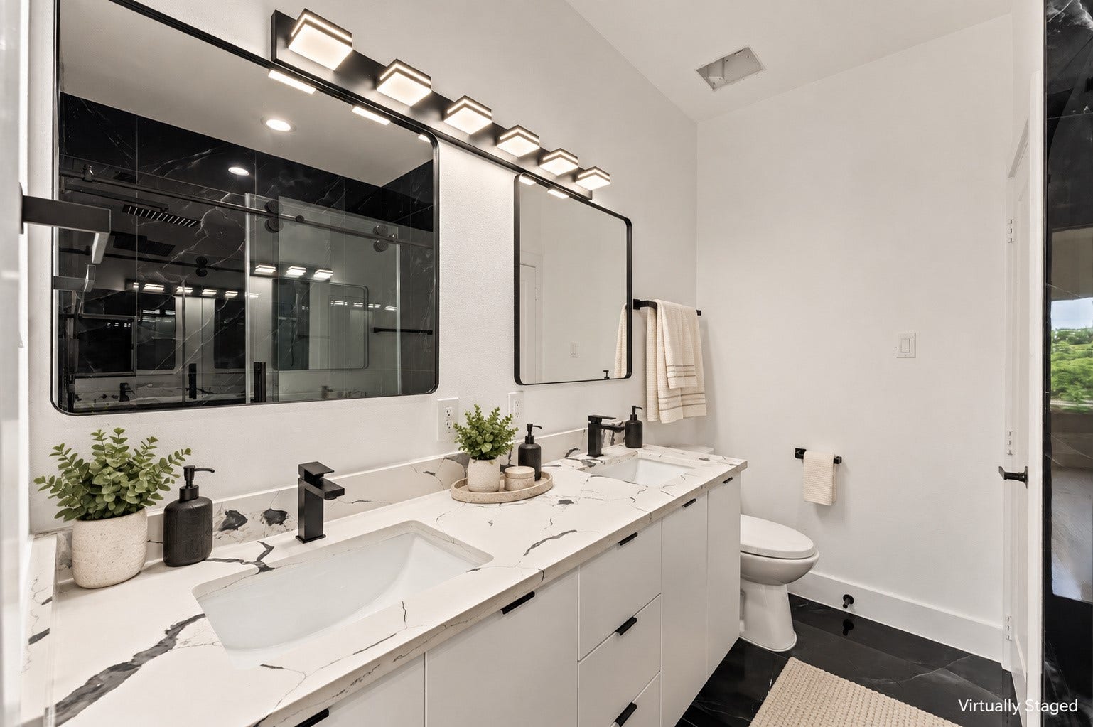 3135 Crane St A and B, Houston, TX 77026