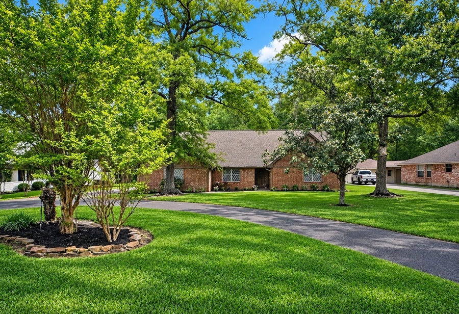 Property photo for 96 Panorama Drive, Conroe, TX