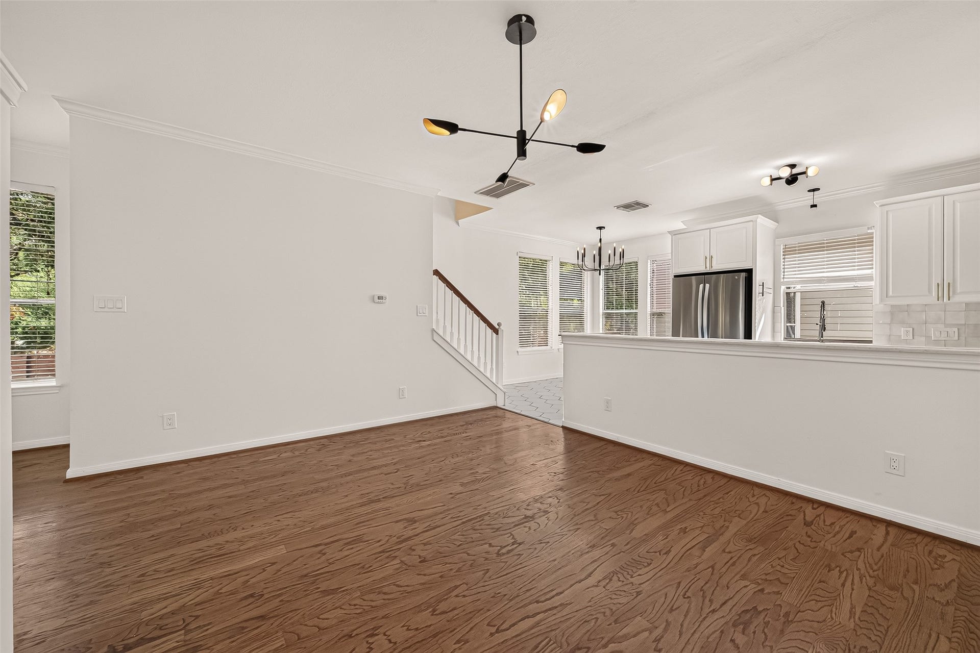 2903 Austin Street, Houston, TX 77004 Dining room