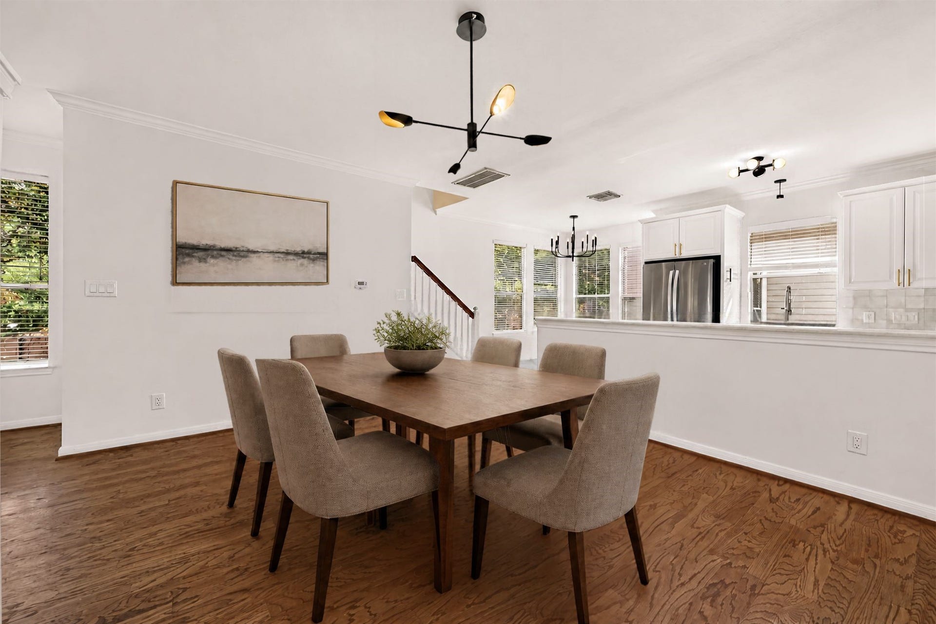 2903 Austin Street, Houston, TX 77004 Virtually staged Dining room.