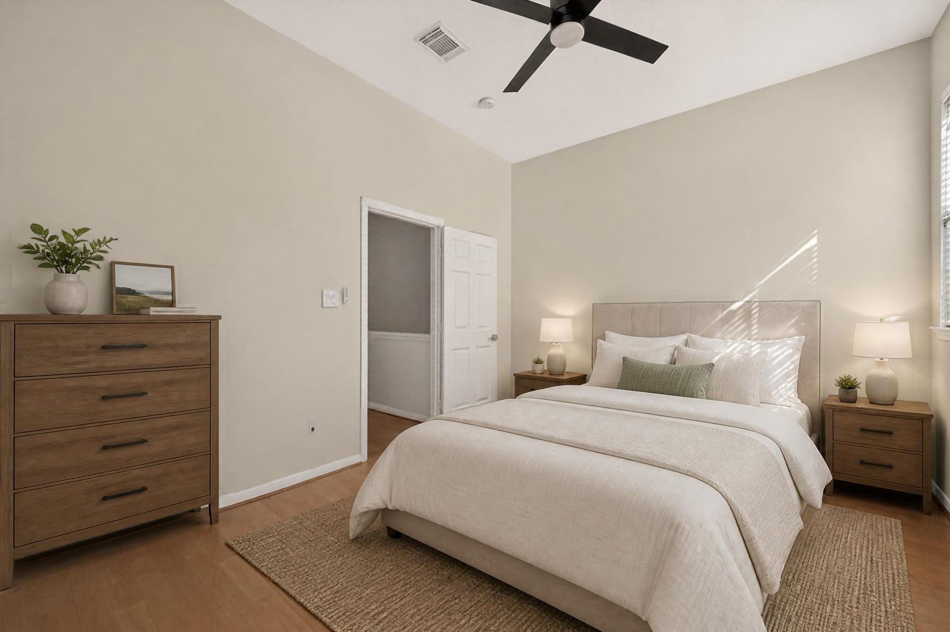 2903 Austin Street, Houston, TX 77004 Virtually staged secondary bedroom.