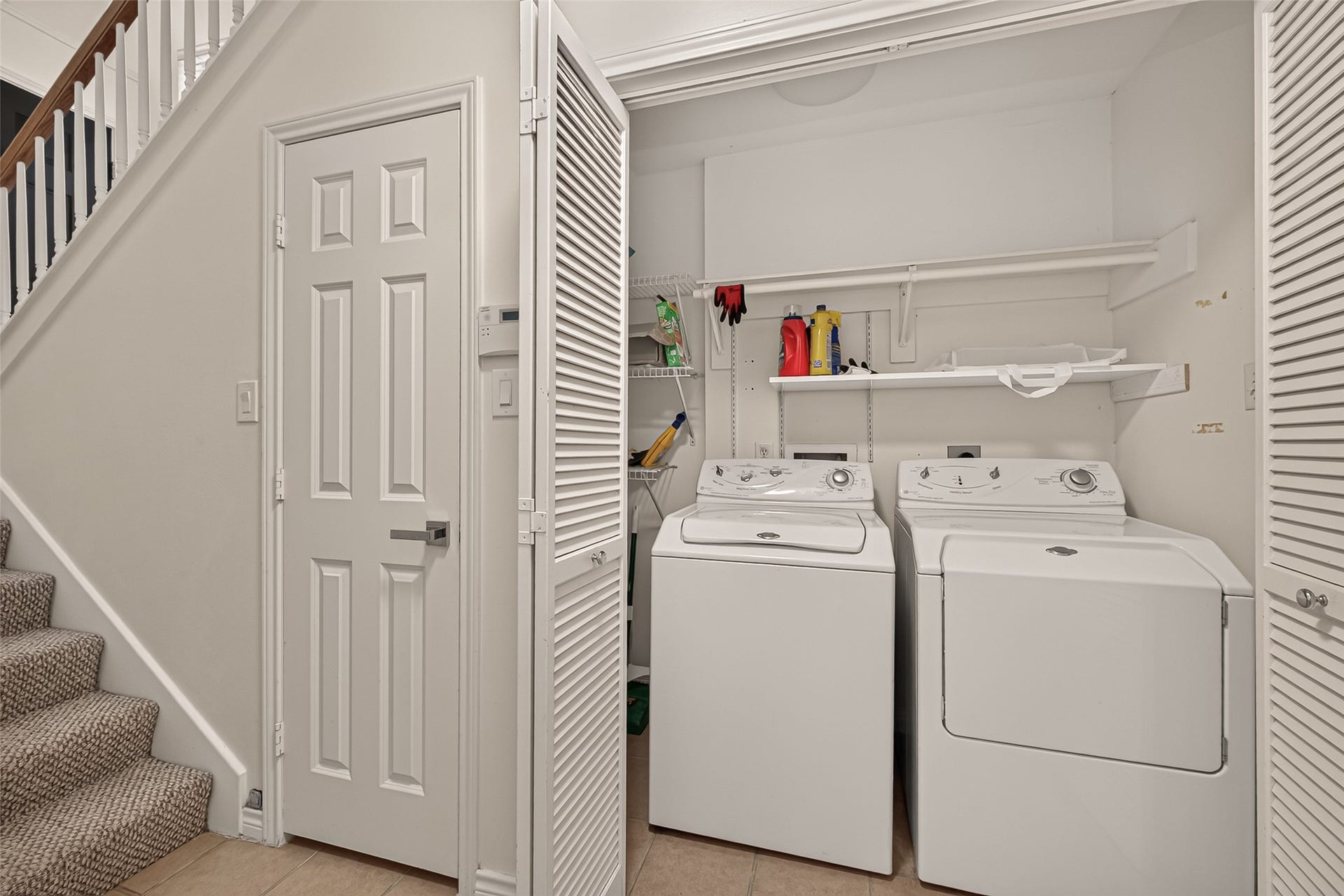 2903 Austin Street, Houston, TX 77004 Convenient first-floor laundry closet with washer and dryer included, plus additional space for laundry supplies and household items.