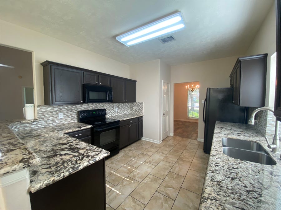 Property photo for 7626 Brighton Knolls Lane, Richmond, TX