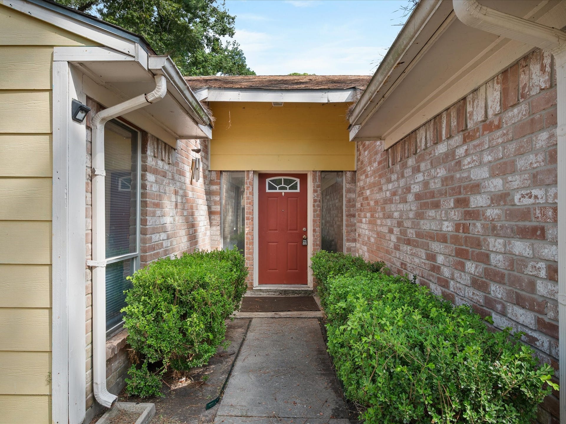 22722 Briarcreek Boulevard, Spring, TX 77373