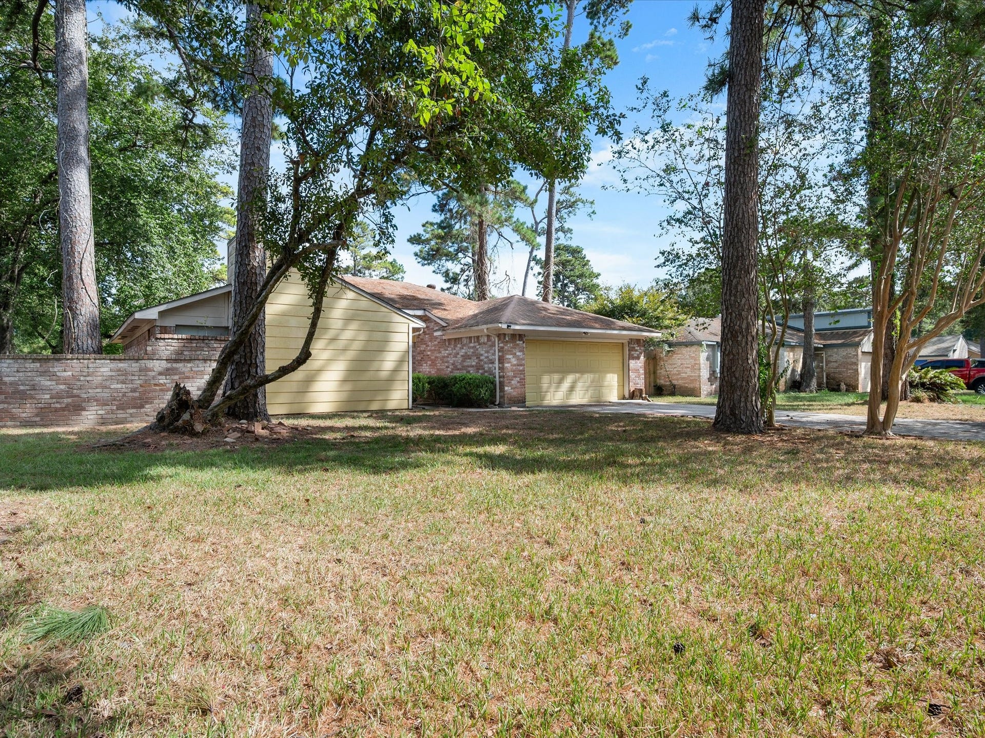 22722 Briarcreek Boulevard, Spring, TX 77373