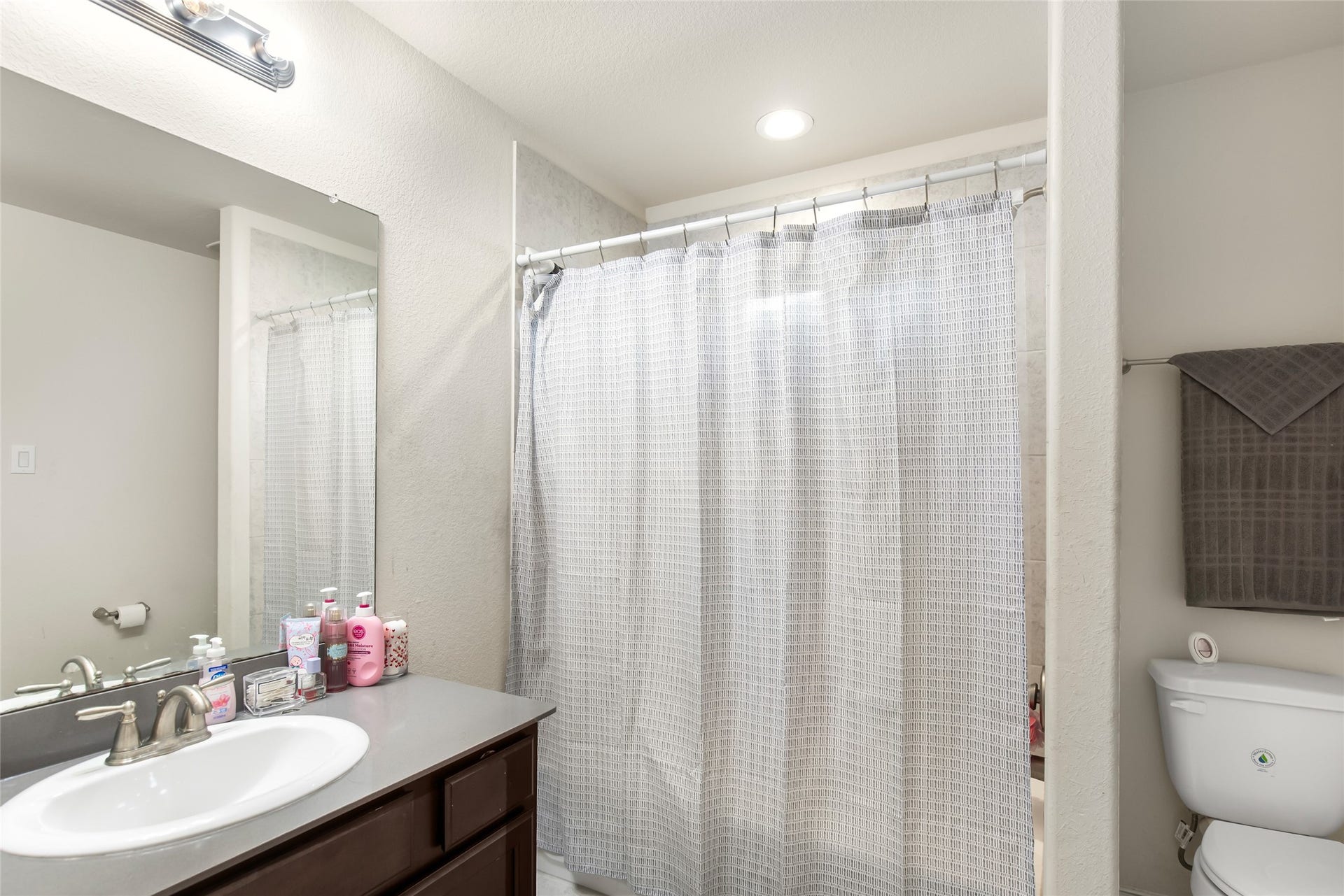 10014 Eagle Pines Drive, Baytown, TX 77521 10014 Eagle Pines Drive, Baytown, TX 77521