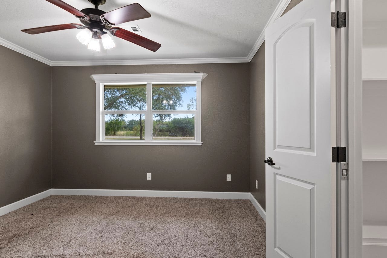 1242 County Road 857, Alvin, TX 77511 Bedroom