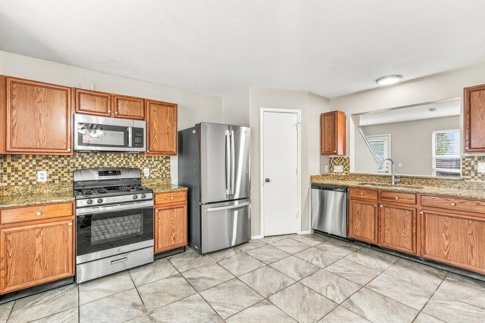 3231 Dartmouth Field Lane, Fresno, TX 77545 3231 Dartmouth Field Lane, Fresno, TX 77545