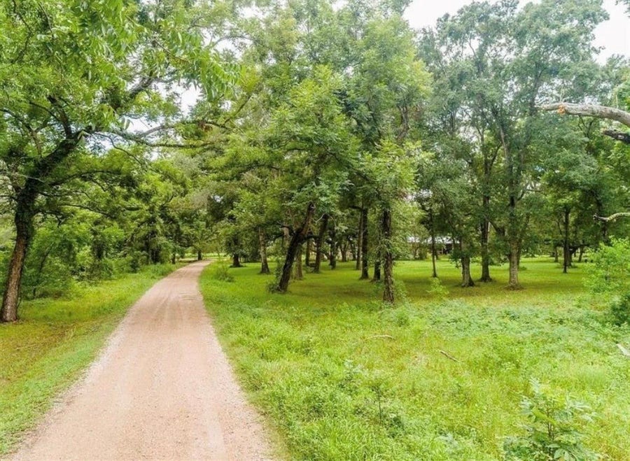 Property photo for 202 Jones Road, Angleton, TX