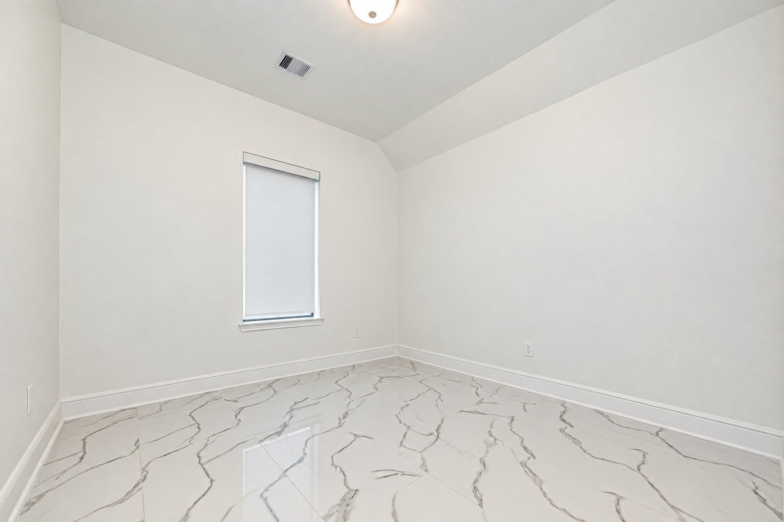 12215 Mackinchan Street, Richmond, TX 77407 Bedroom 1