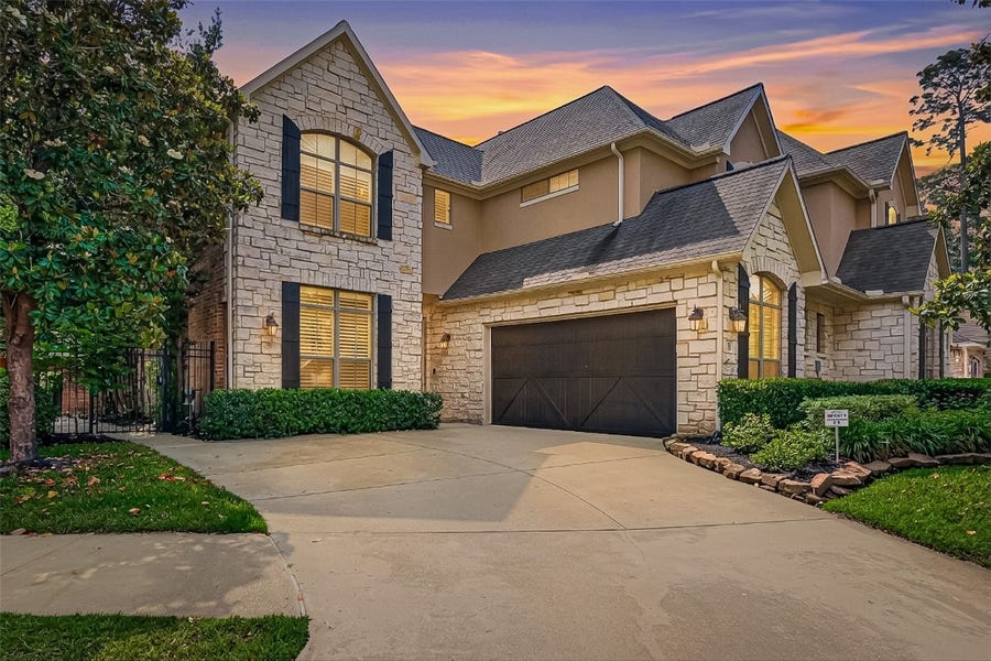 Property photo for 71 Mill Point Place, The Woodlands, TX