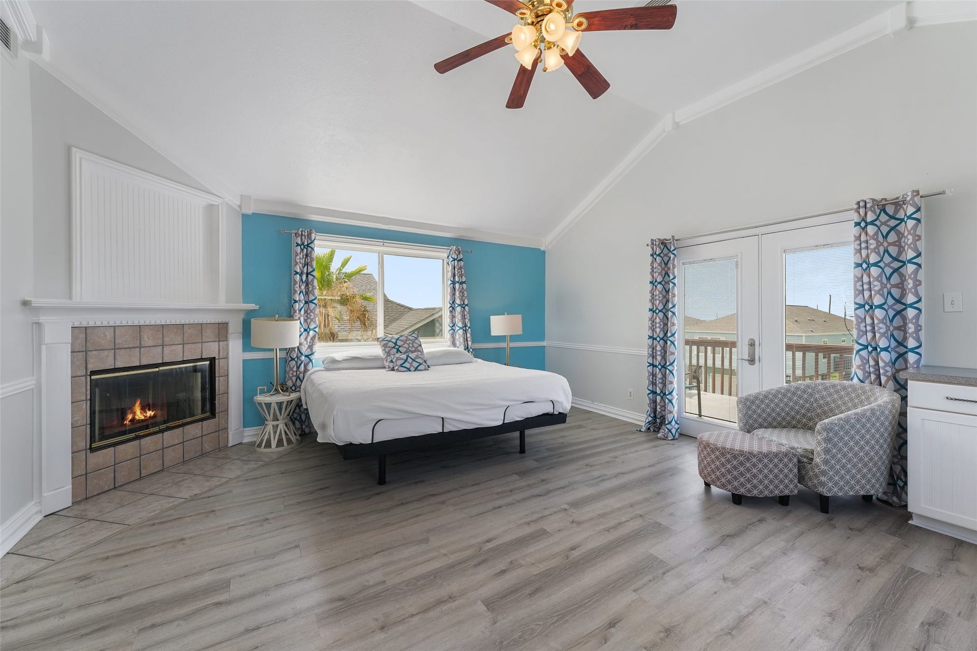22517 Bay Point Drive, Galveston, TX 77554 22517 Bay Point Drive, Galveston, TX 77554