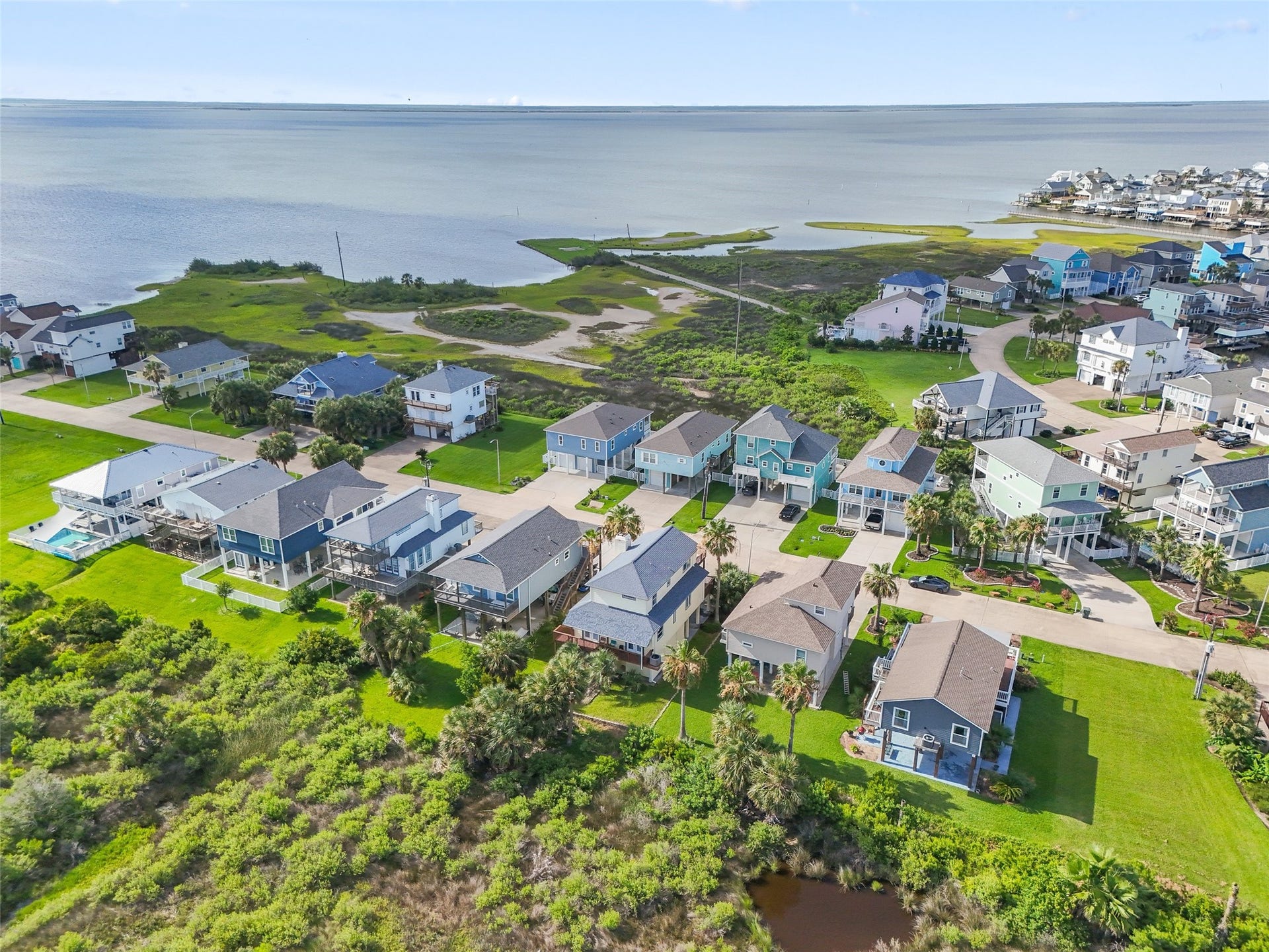 22517 Bay Point Drive, Galveston, TX 77554 22517 Bay Point Drive, Galveston, TX 77554