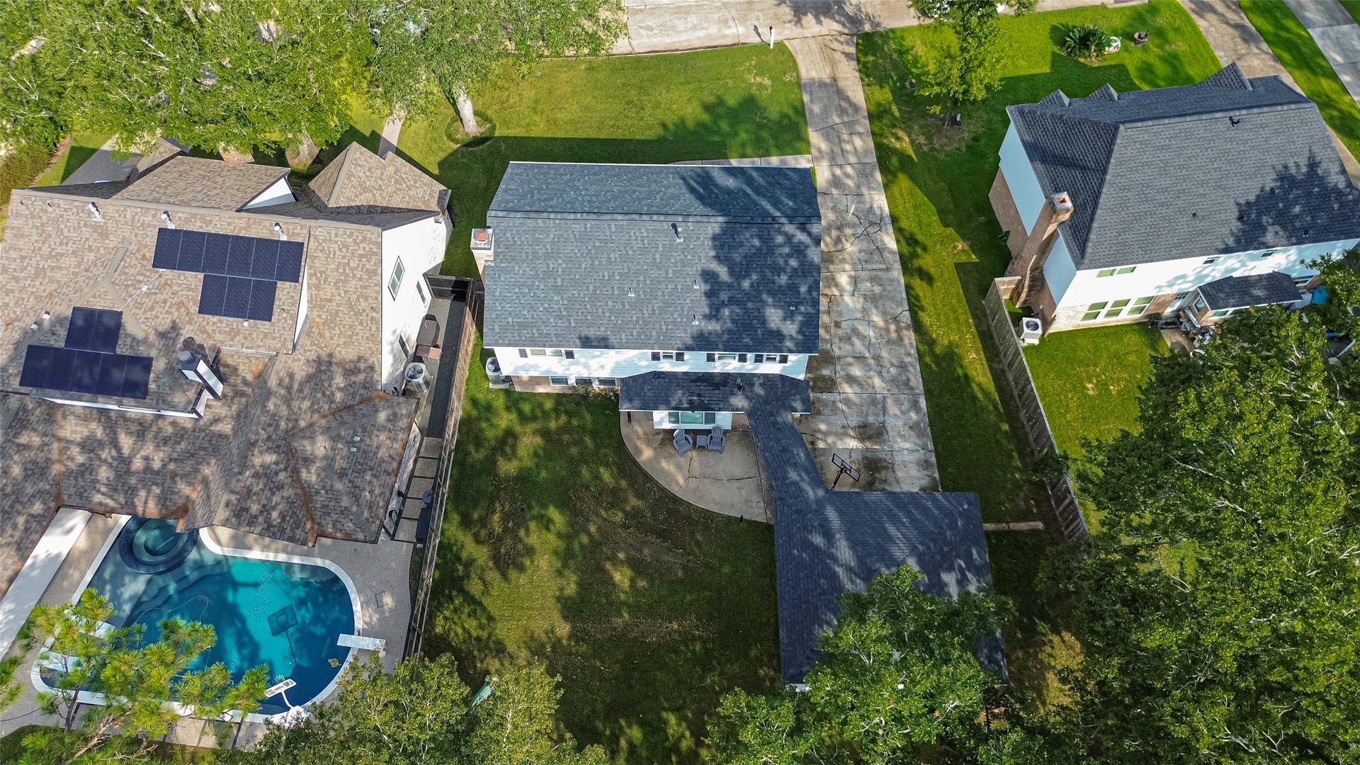 19614 Hurst Wood Drive, Humble, TX 77346