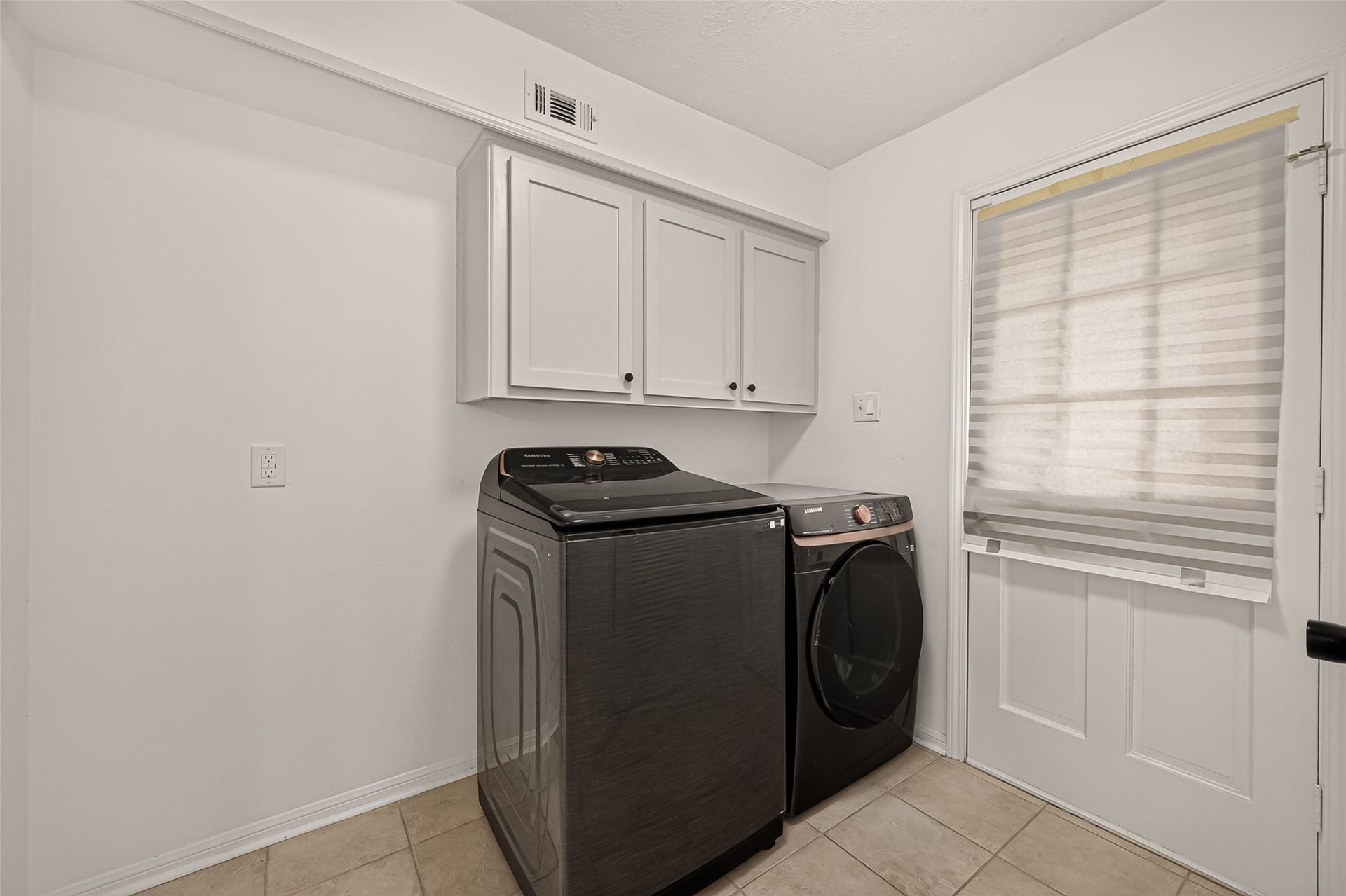 19614 Hurst Wood Drive, Humble, TX 77346