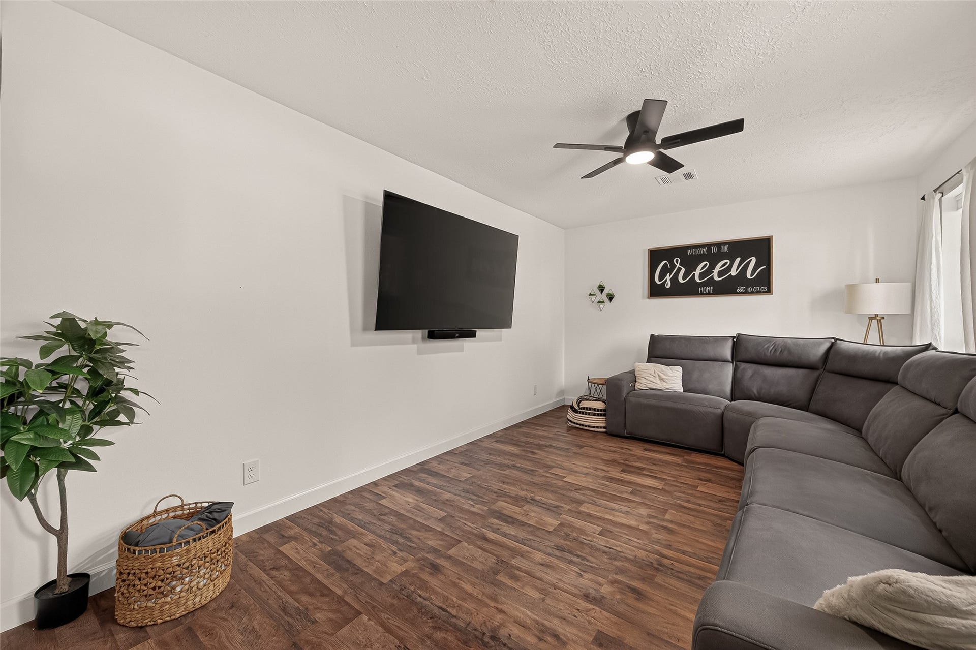 19614 Hurst Wood Drive, Humble, TX 77346